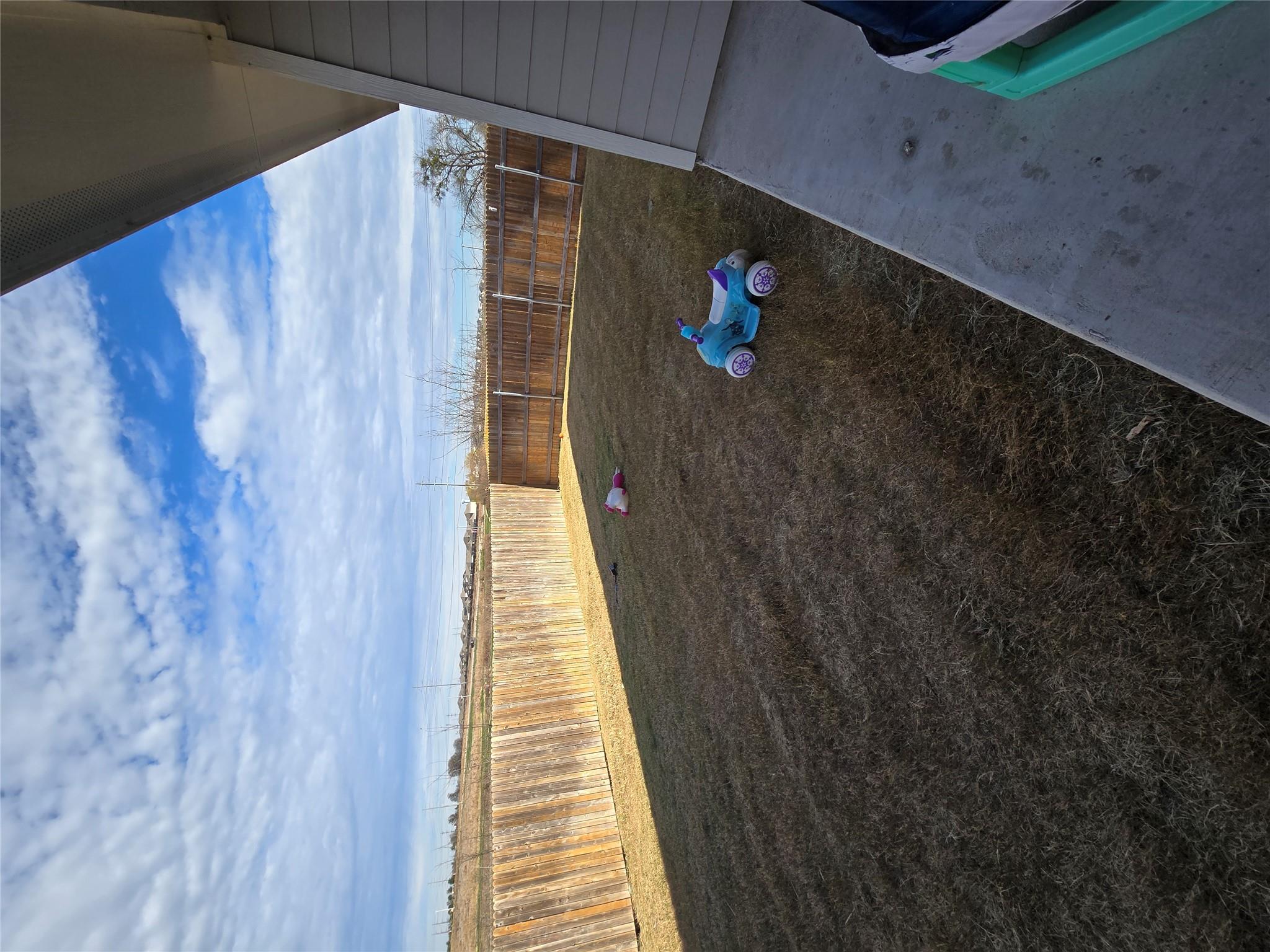 727 Gray Fox Loop, Hutto, TX 78634