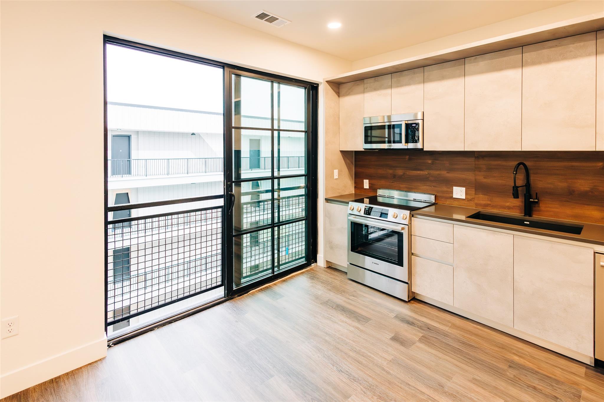 4315 S Congress Ave # 520, Austin, TX 78745