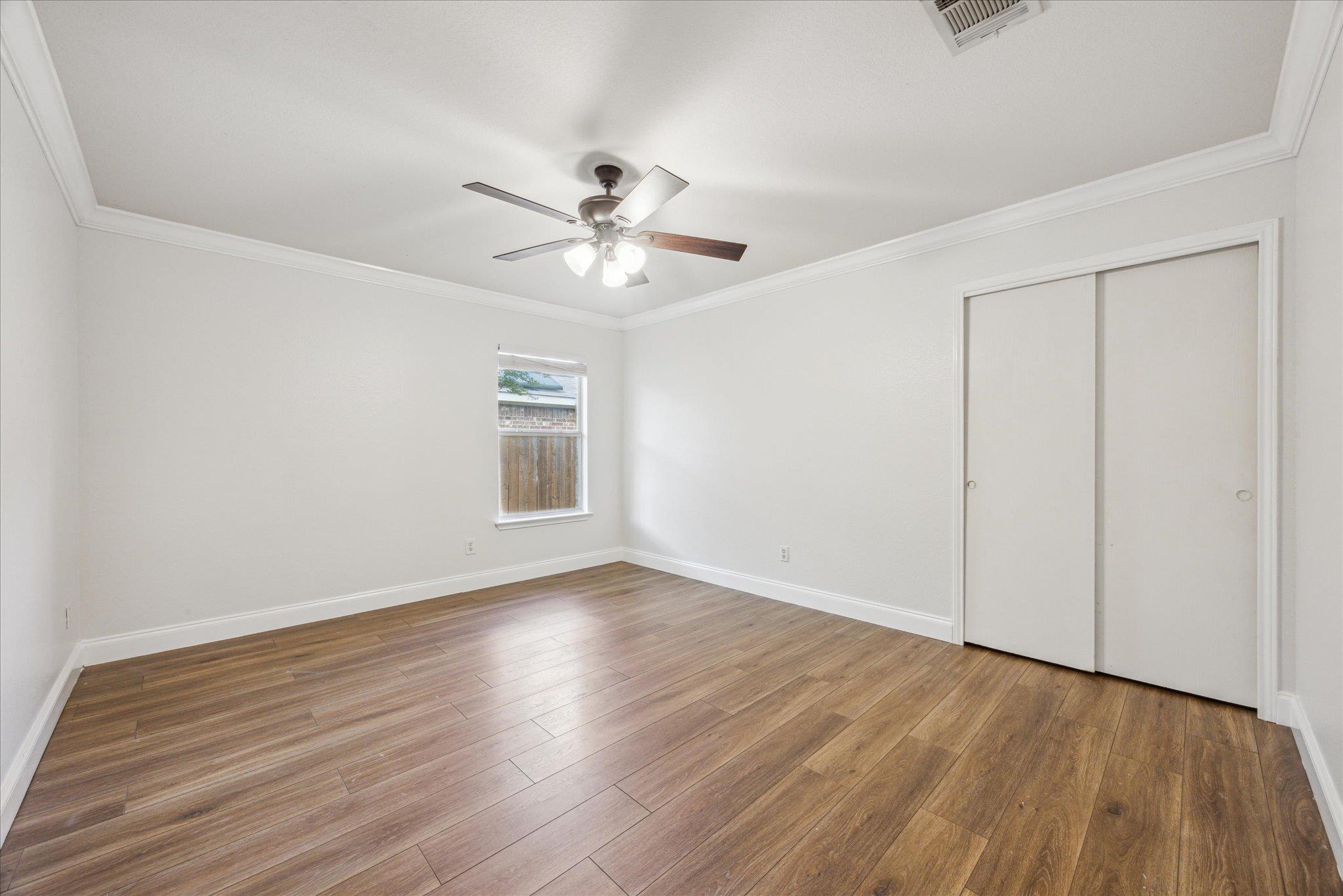 104 Lucky Clover Ln, Hutto, TX 78634