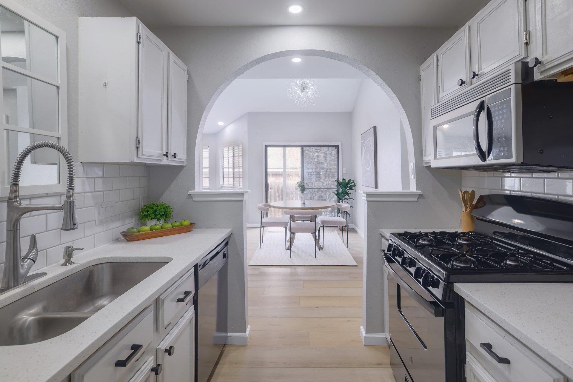 8903 Palace Pkwy, Austin, TX 78748