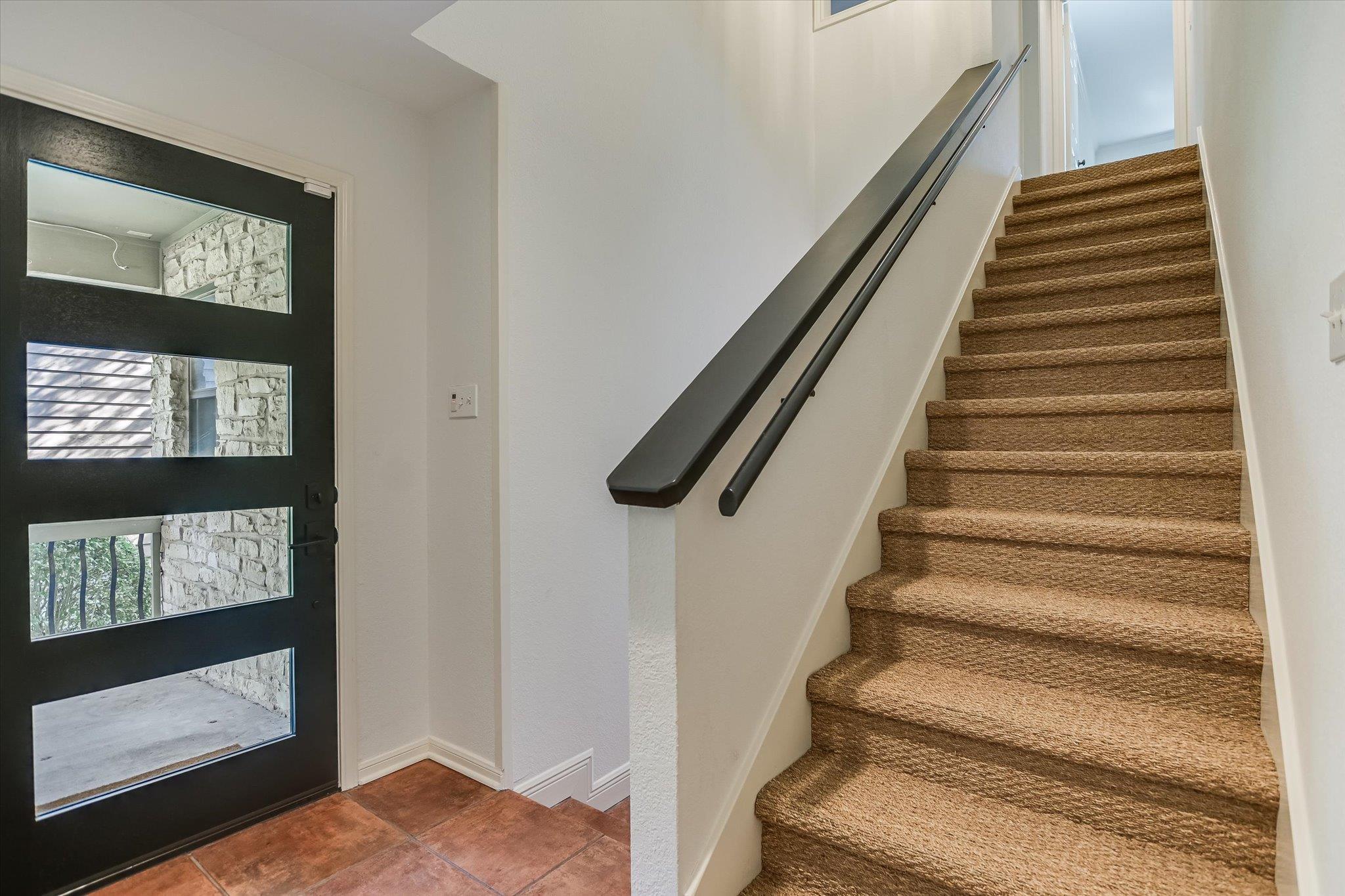 5701 Westslope Dr # 15, Austin, TX 78731