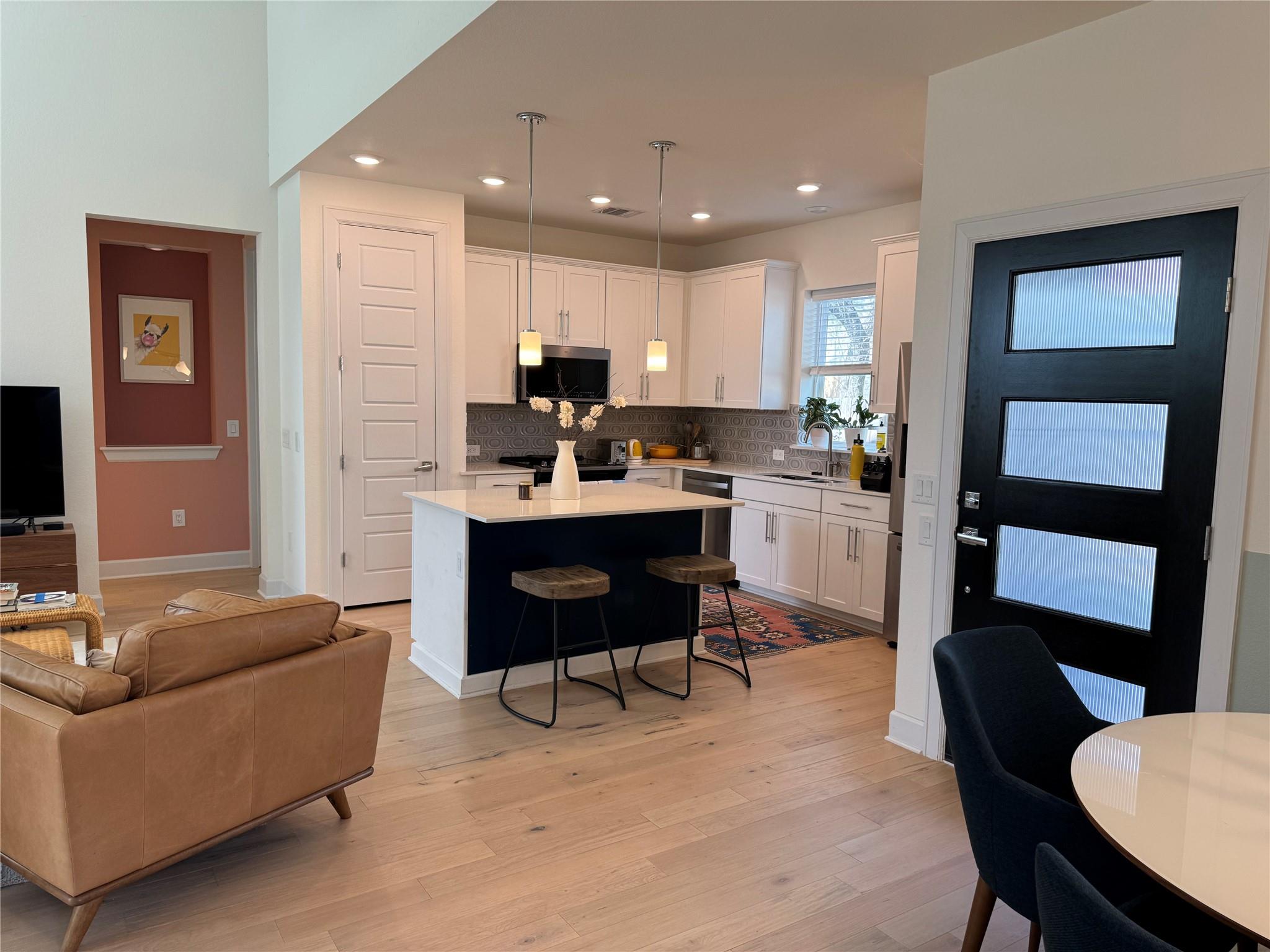 1125 Saucedo St # 2, Austin, TX 78721