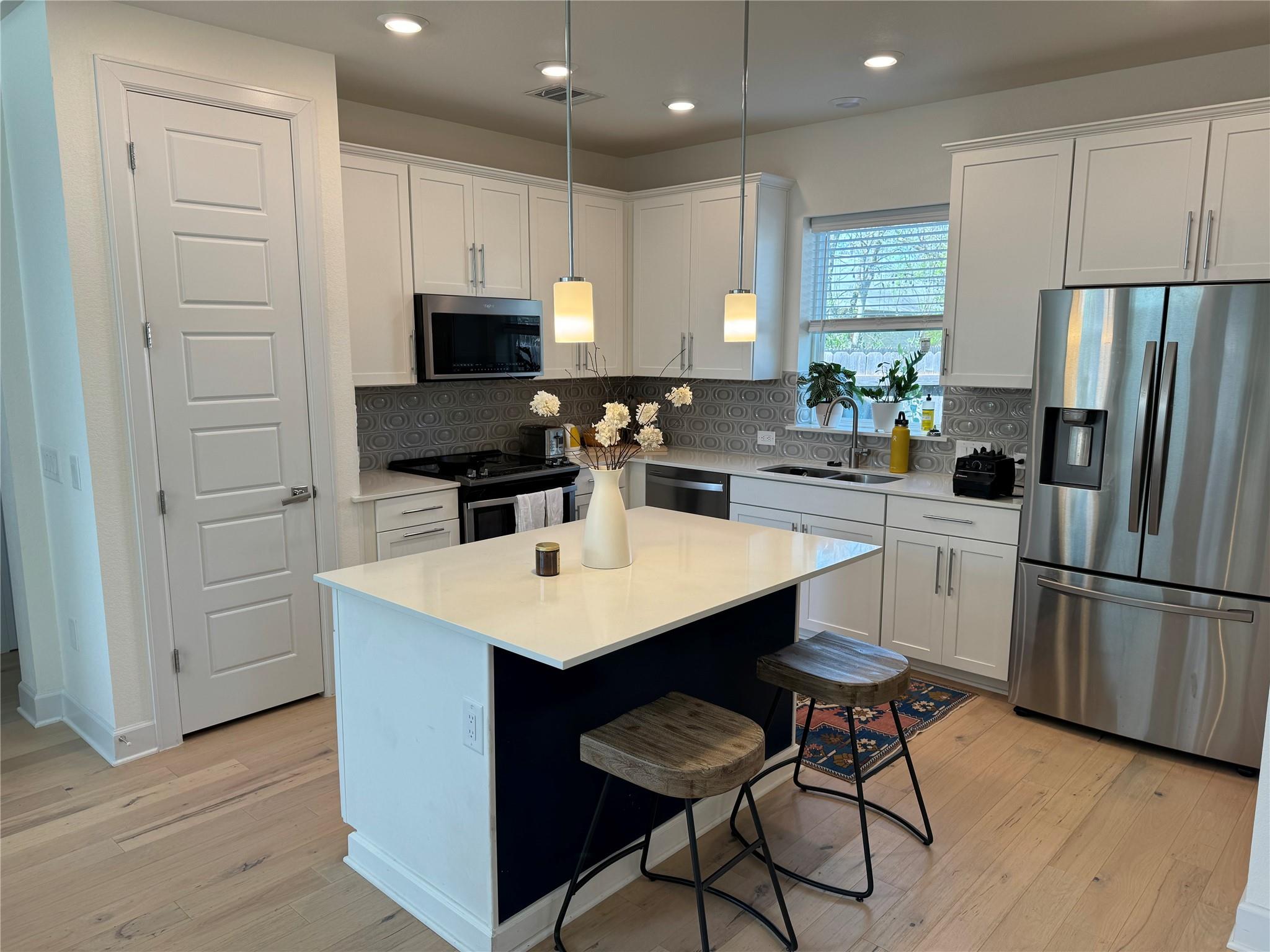 1125 Saucedo St # 2, Austin, TX 78721