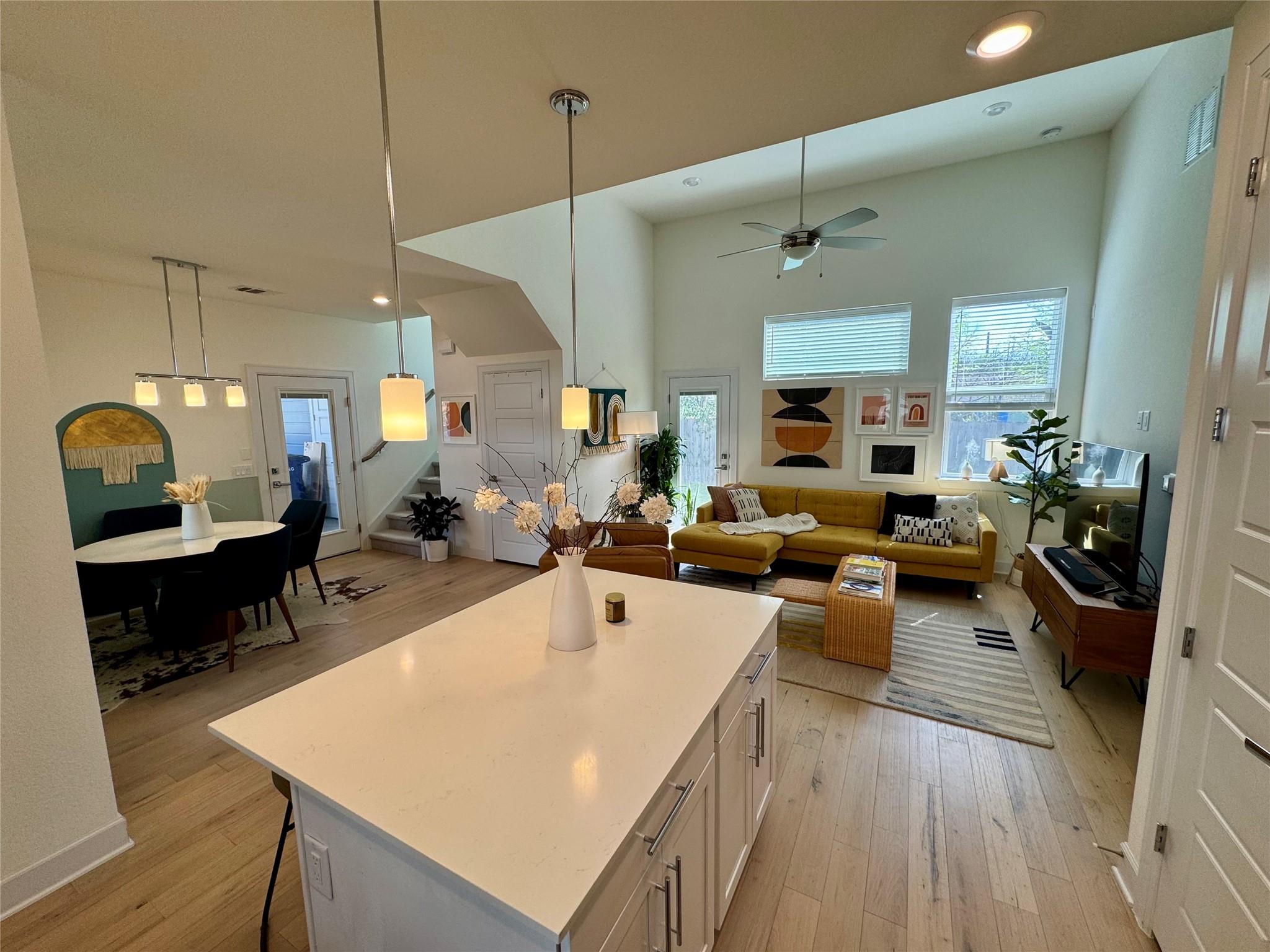 1125 Saucedo St # 2, Austin, TX 78721