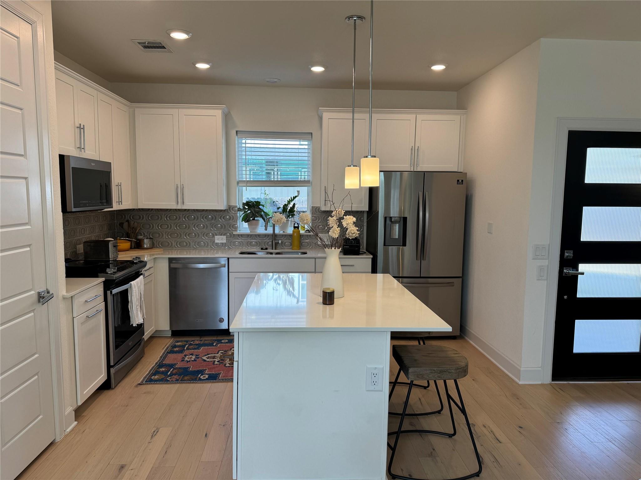 1125 Saucedo St # 2, Austin, TX 78721