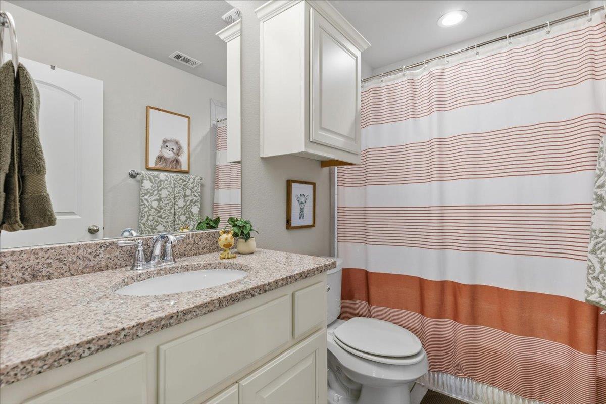 2852 Coral Valley Dr, Leander, TX 78641