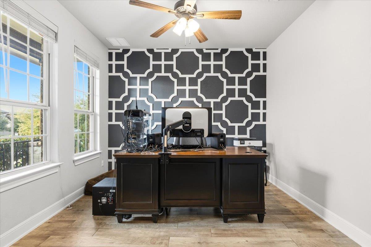 2852 Coral Valley Dr, Leander, TX 78641