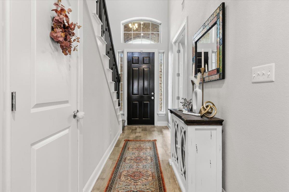 2852 Coral Valley Dr, Leander, TX 78641