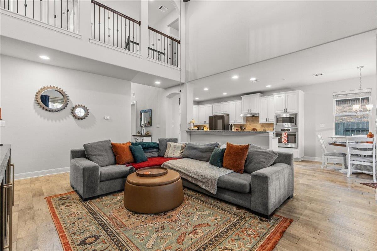 2852 Coral Valley Dr, Leander, TX 78641