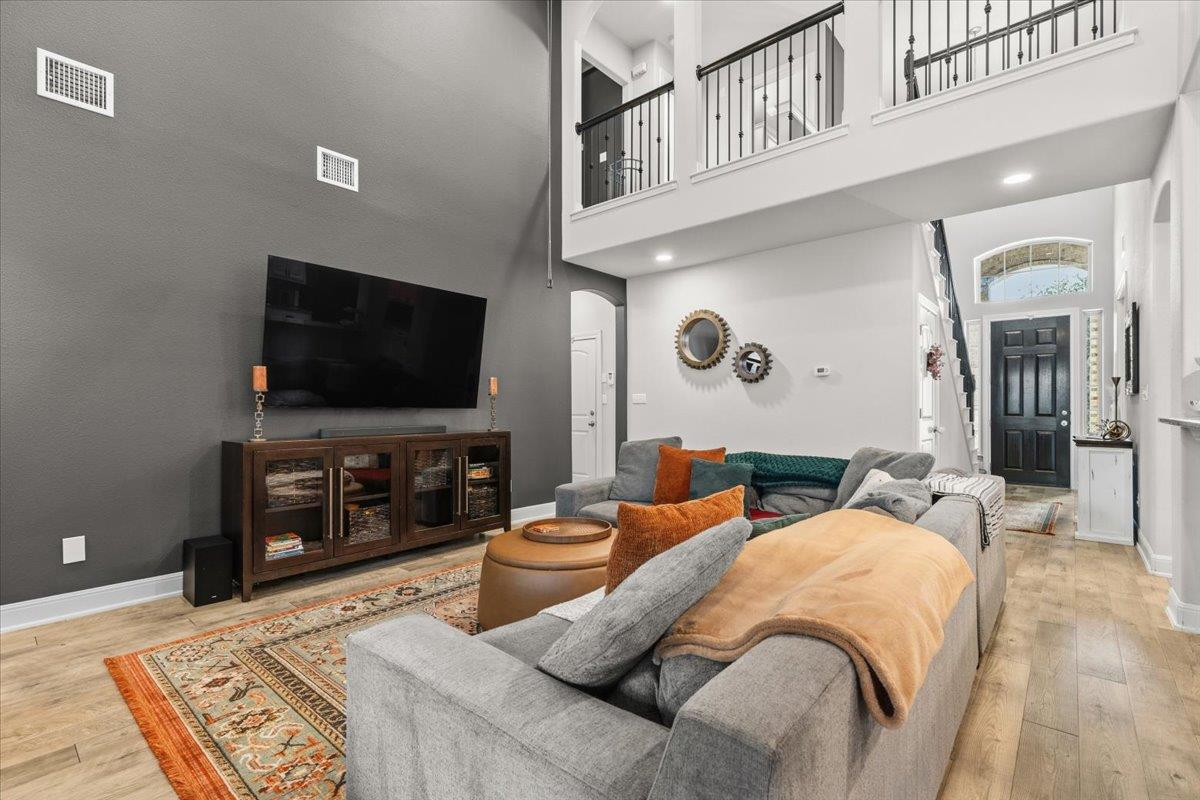 2852 Coral Valley Dr, Leander, TX 78641