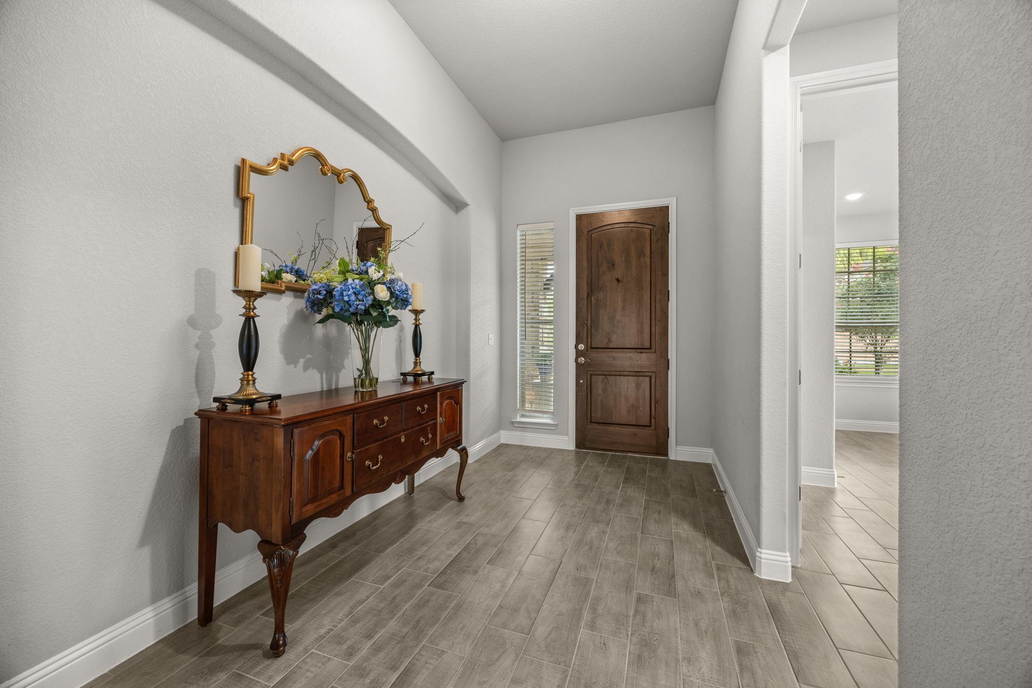 270 Baldovino Skwy, Lakeway, TX 78738