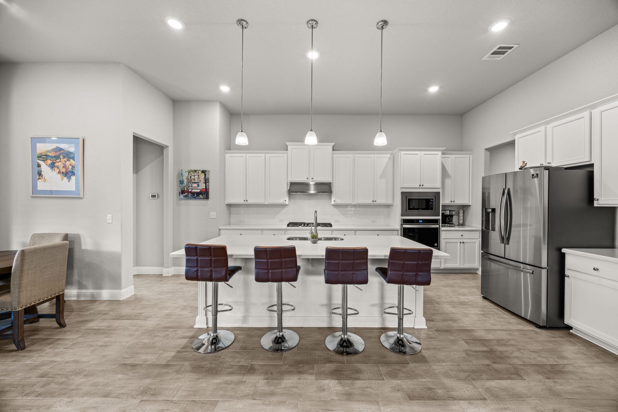 270 Baldovino Skwy, Lakeway, TX 78738