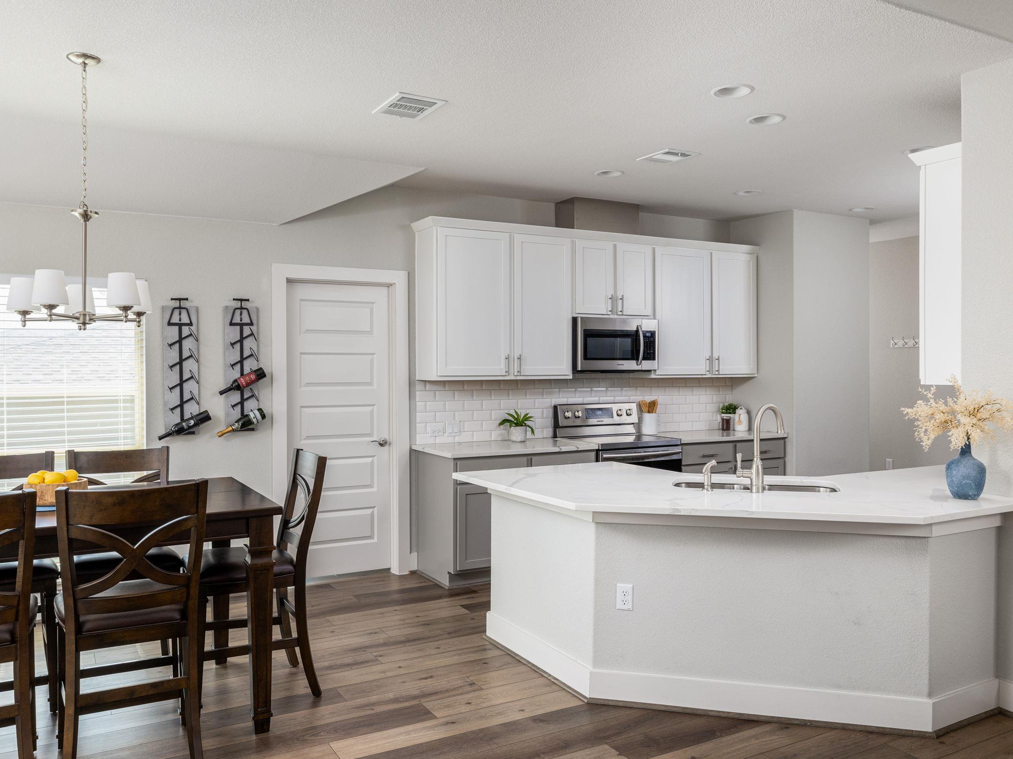 4001 Crockett Ave, Lago Vista, TX 78645