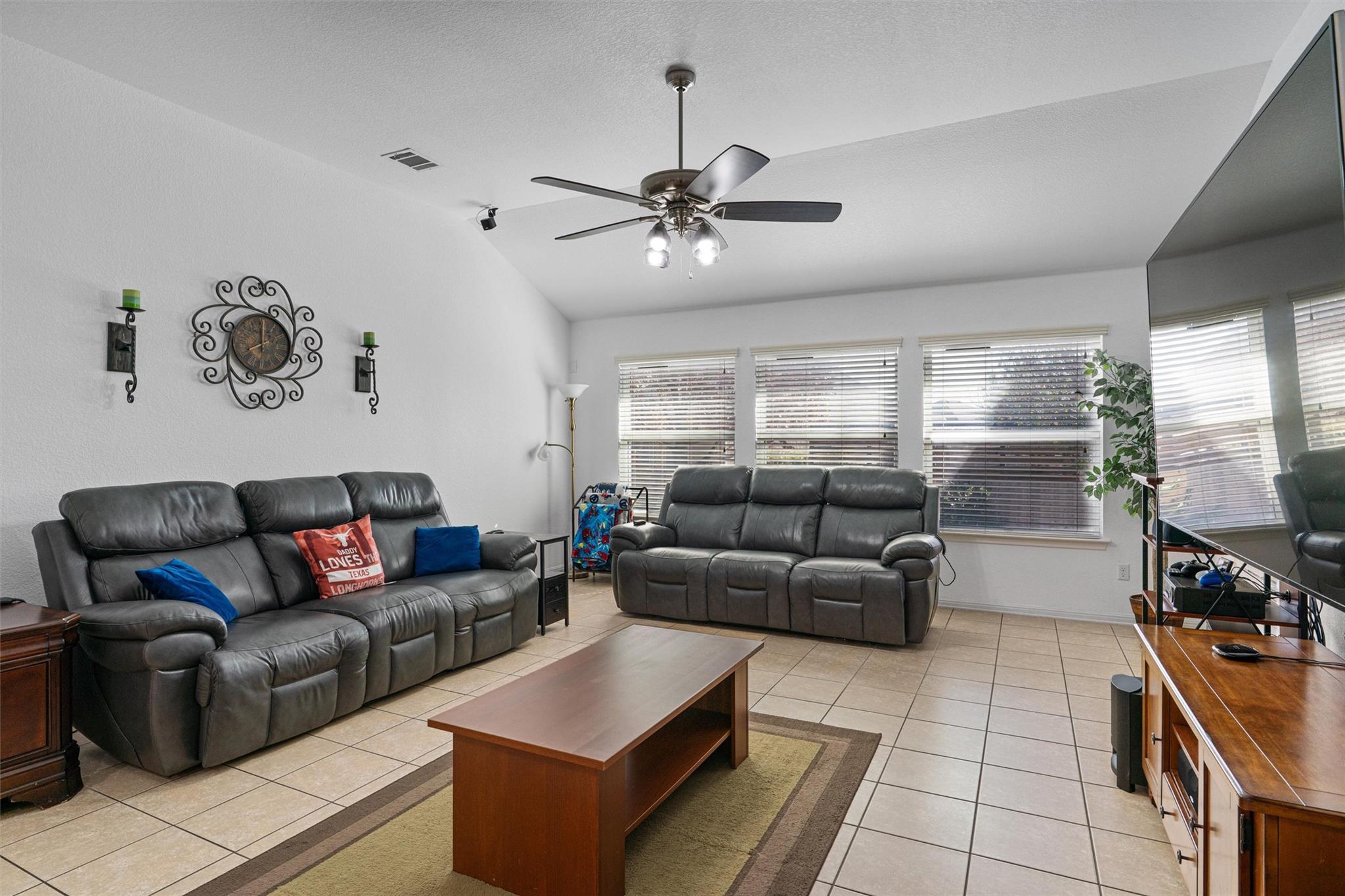 20513 Jackies Ranch Blvd, Pflugerville, TX 78660