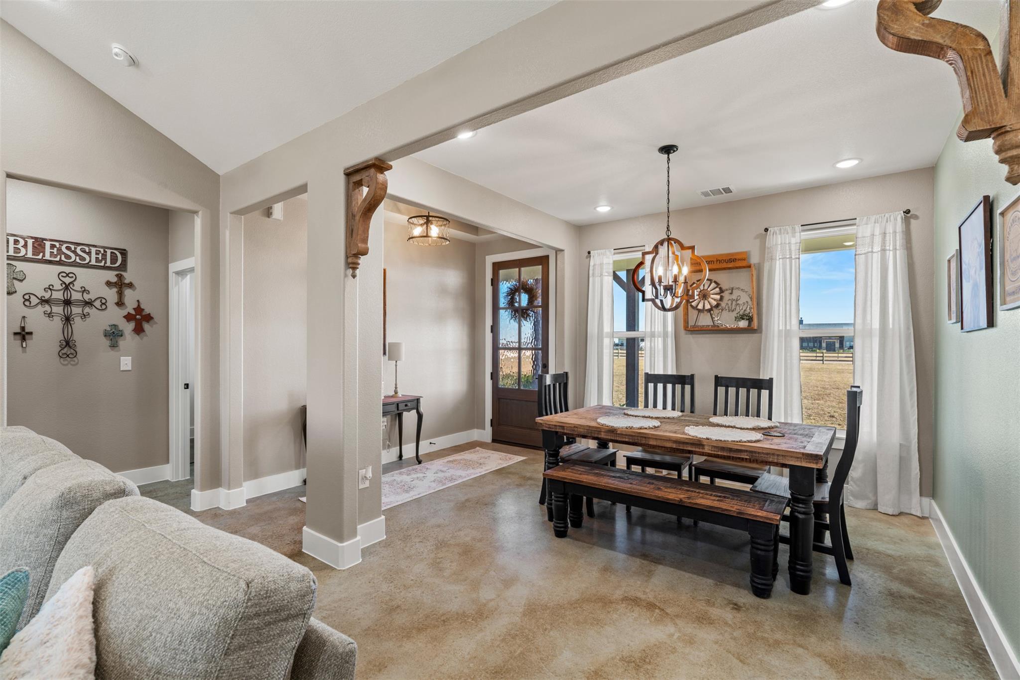 1024 Apache Trail, Rockdale, TX 76567