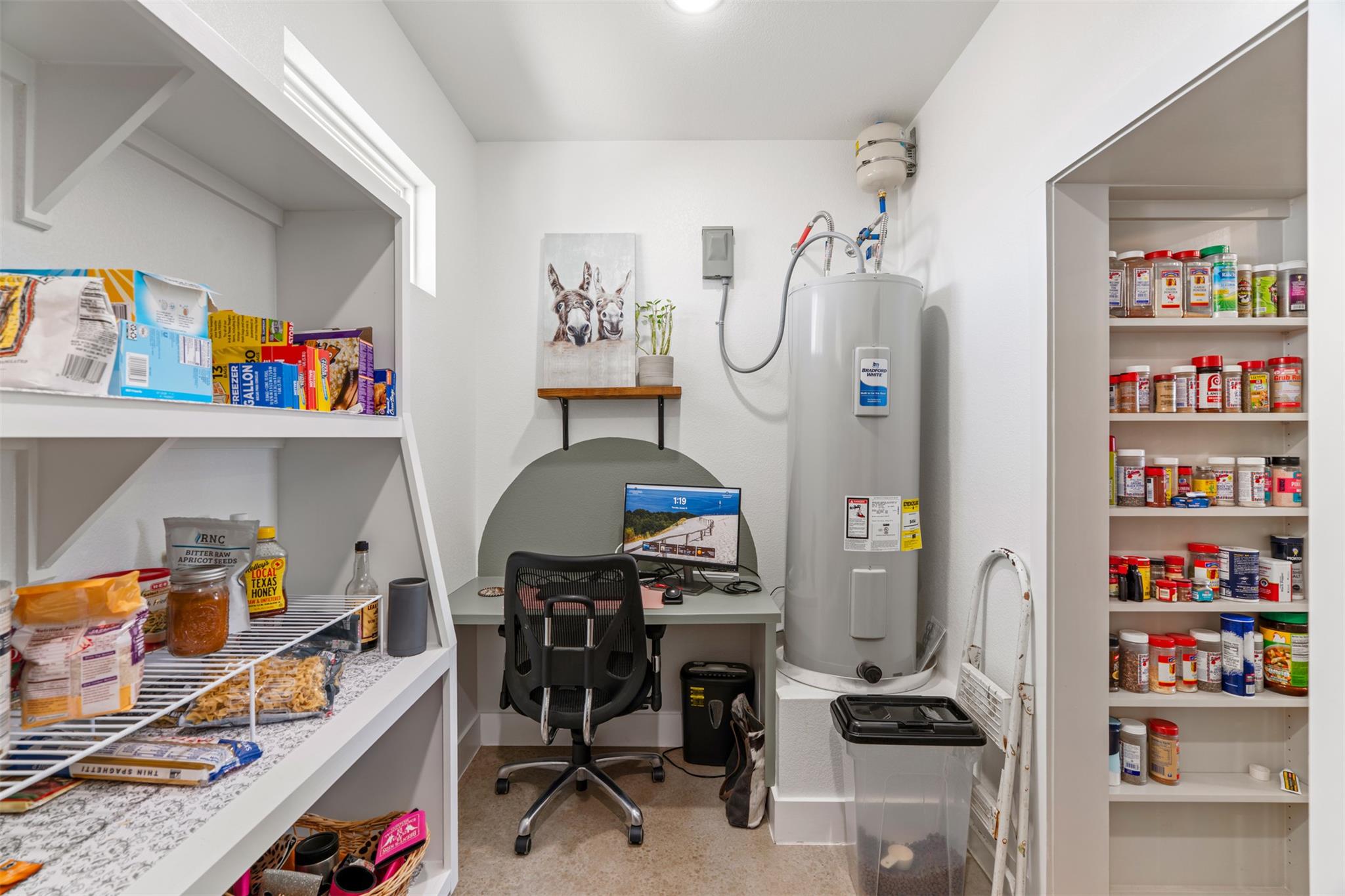 1024 Apache Trail, Rockdale, TX 76567