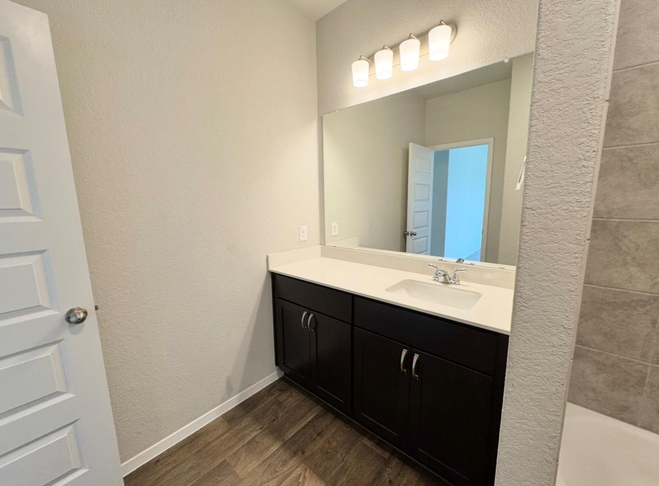 195 Heritage Mill Rd, Elgin, TX 78621