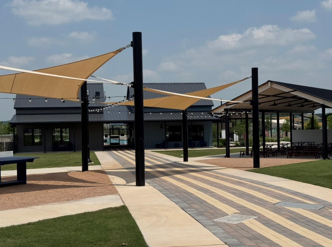 195 Heritage Mill Rd, Elgin, TX 78621