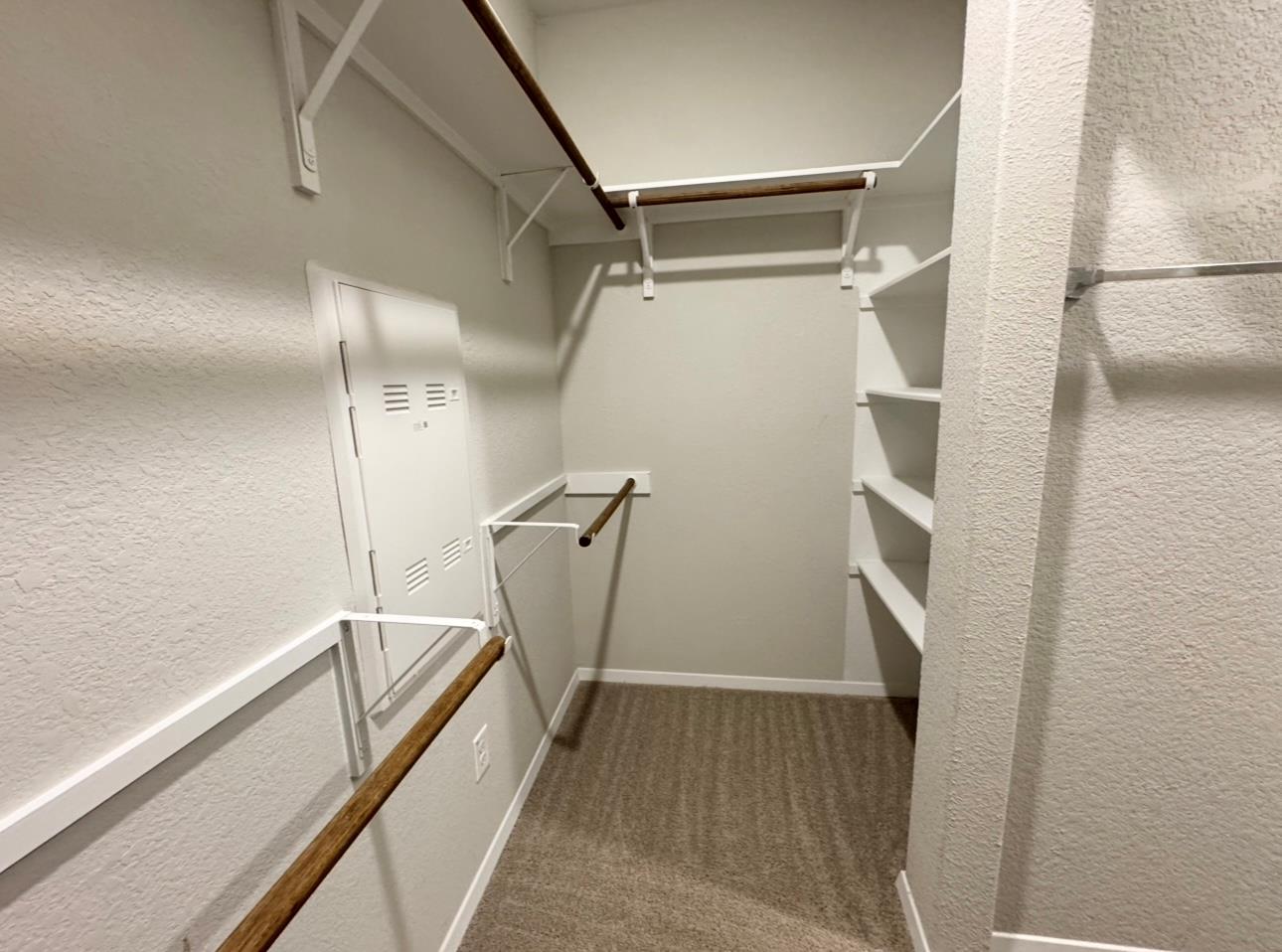 195 Heritage Mill Rd, Elgin, TX 78621