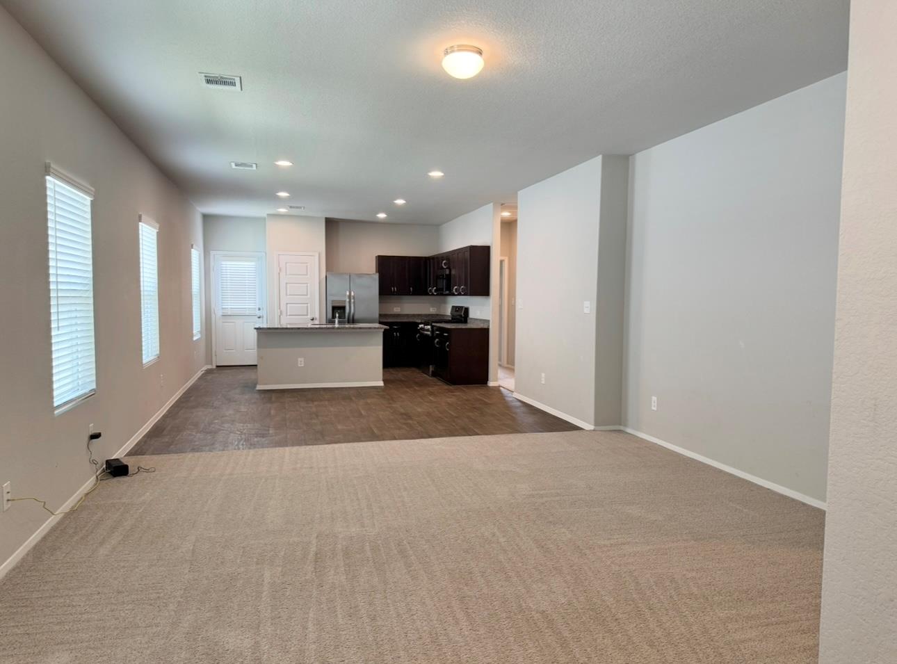 195 Heritage Mill Rd, Elgin, TX 78621