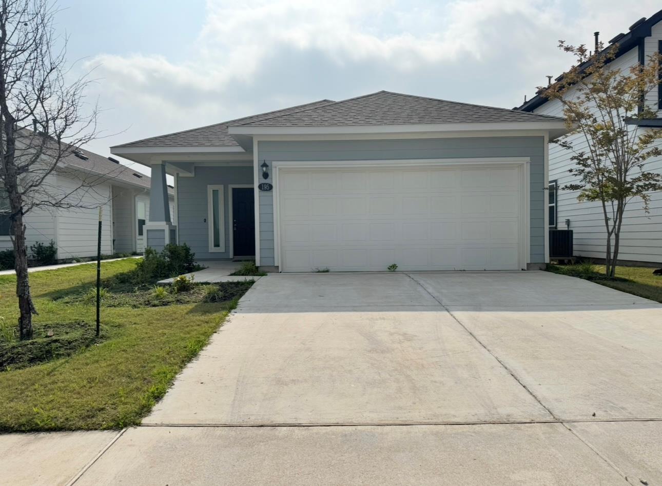 195 Heritage Mill Rd, Elgin, TX 78621