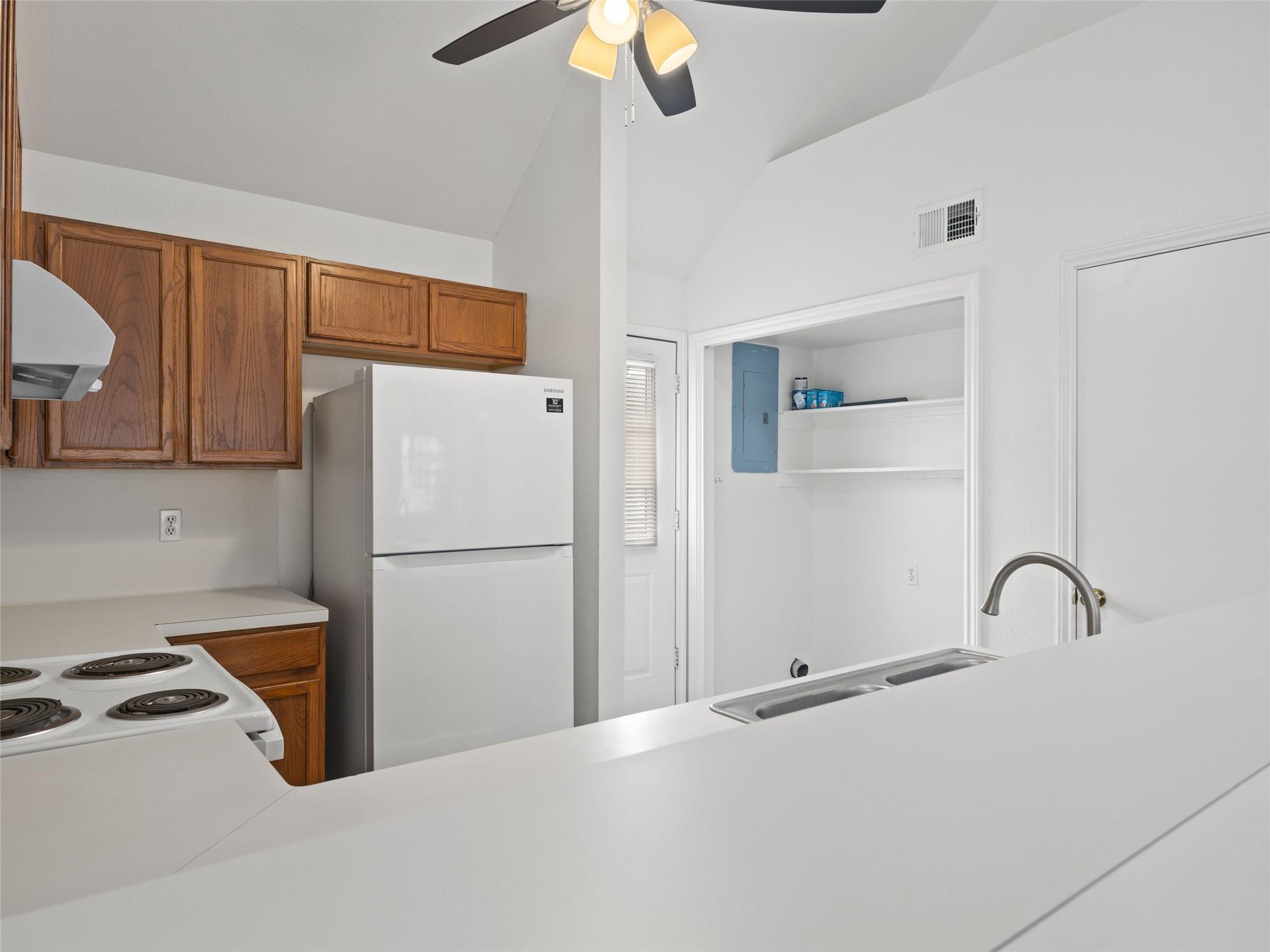 2908 Whisper Oaks Ln, Georgetown, TX 78628