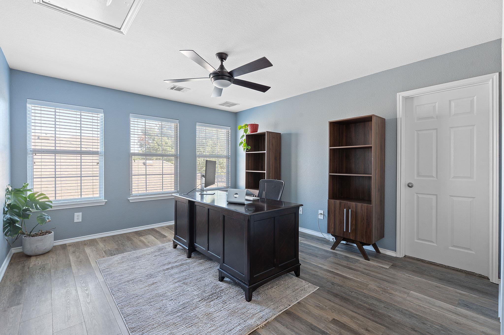 1209 Alpine Mountain Dr, Leander, TX 78641