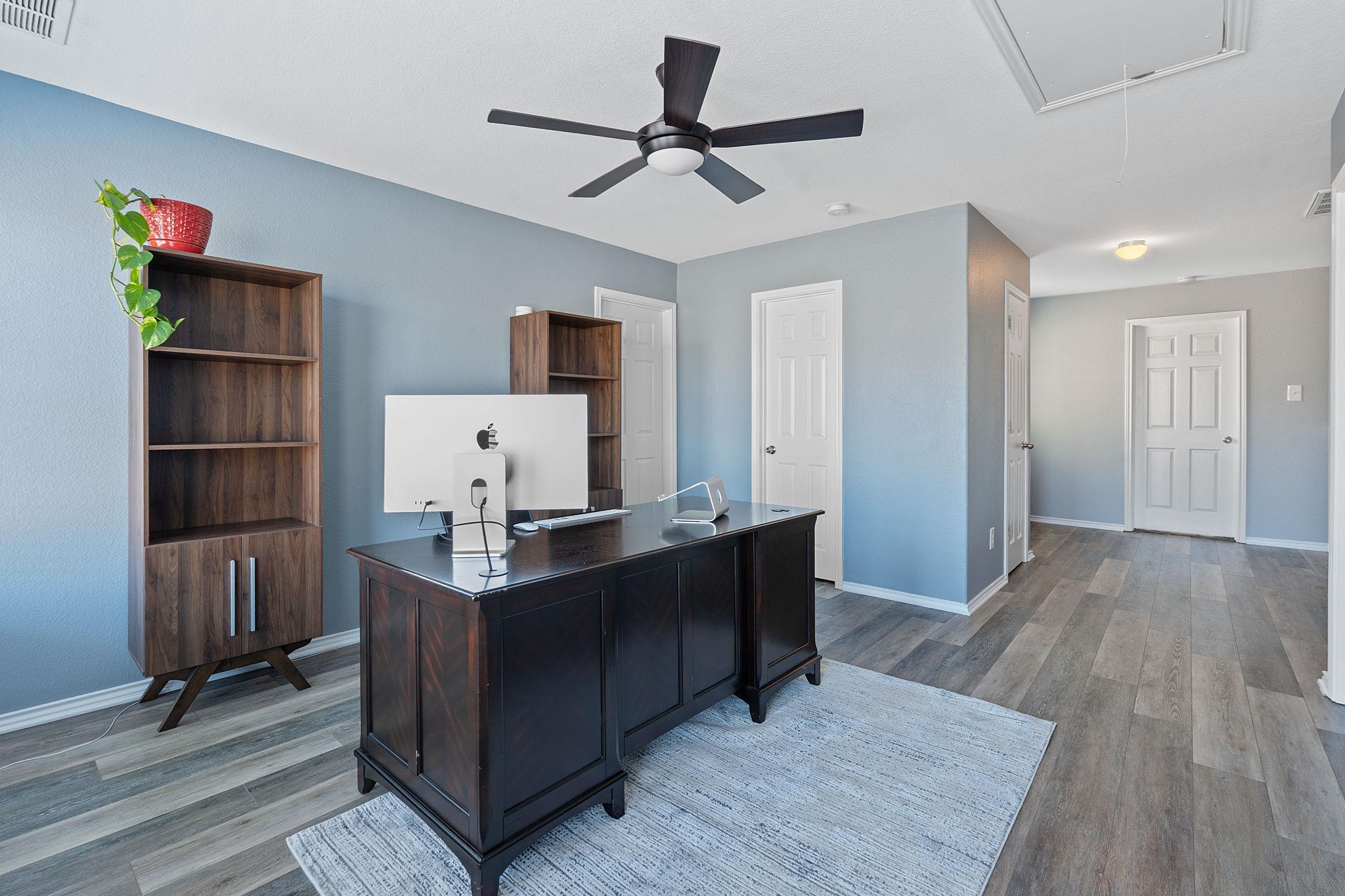 1209 Alpine Mountain Dr, Leander, TX 78641