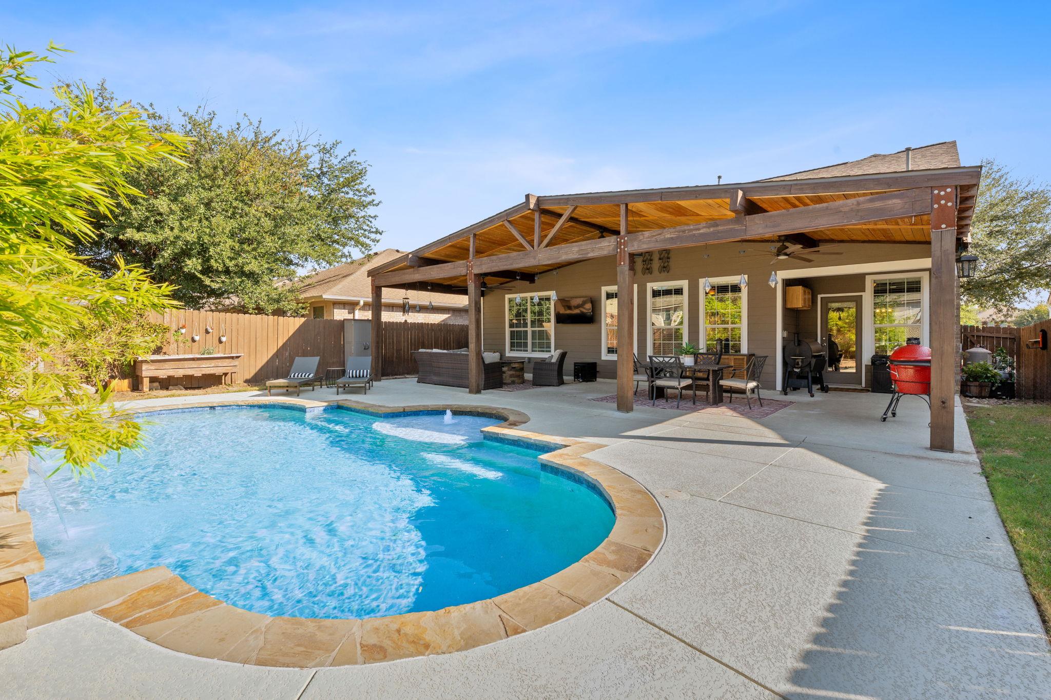 1209 Alpine Mountain Dr, Leander, TX 78641