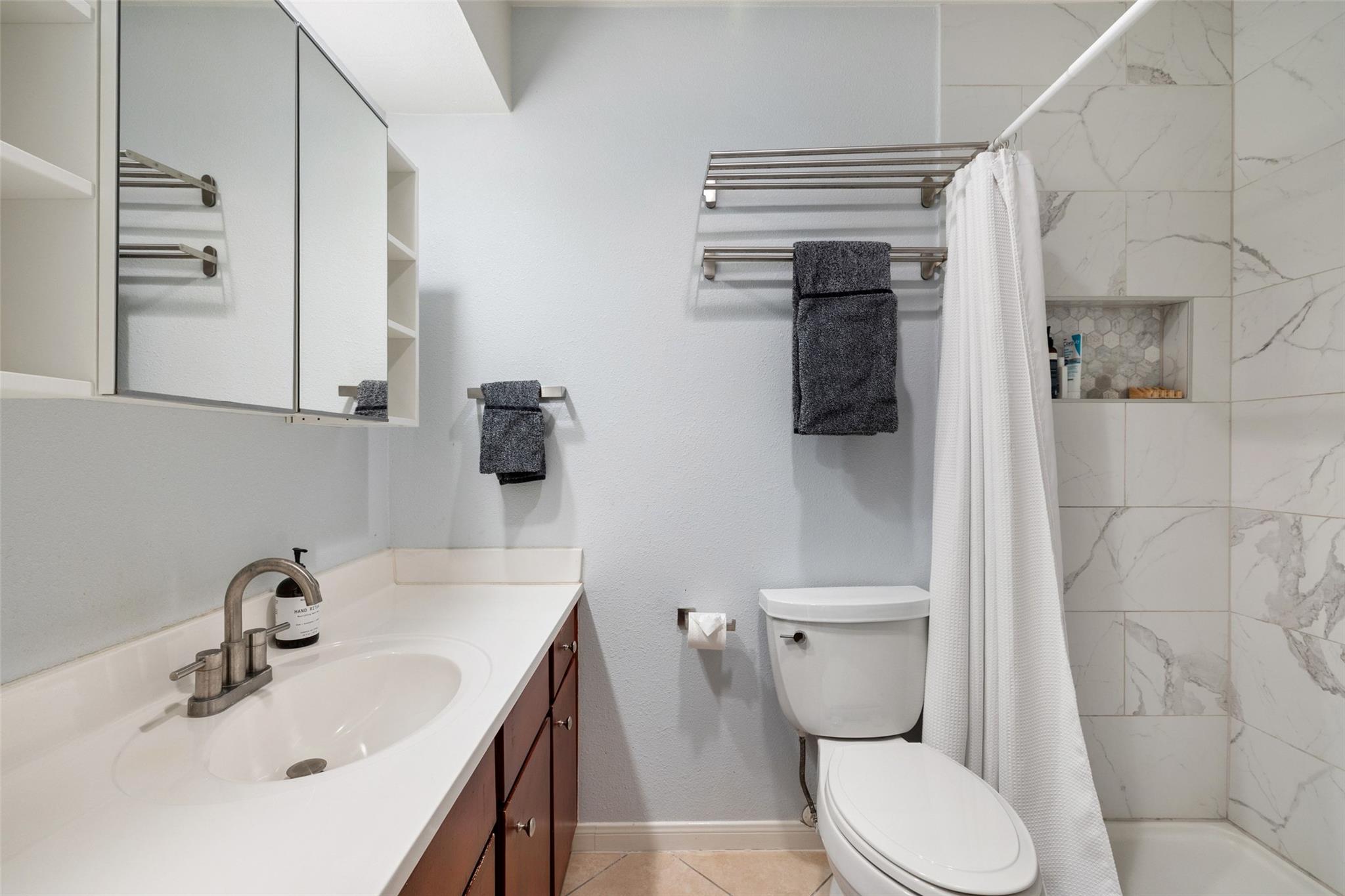 830 Banister Ln, Austin, TX 78704