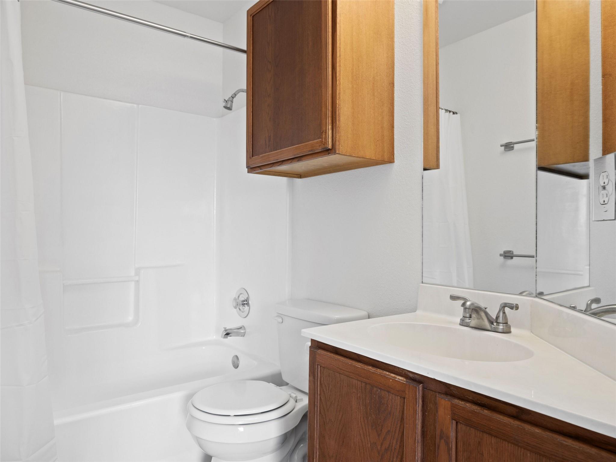 2908 Whisper Oaks Ln, Georgetown, TX 78628