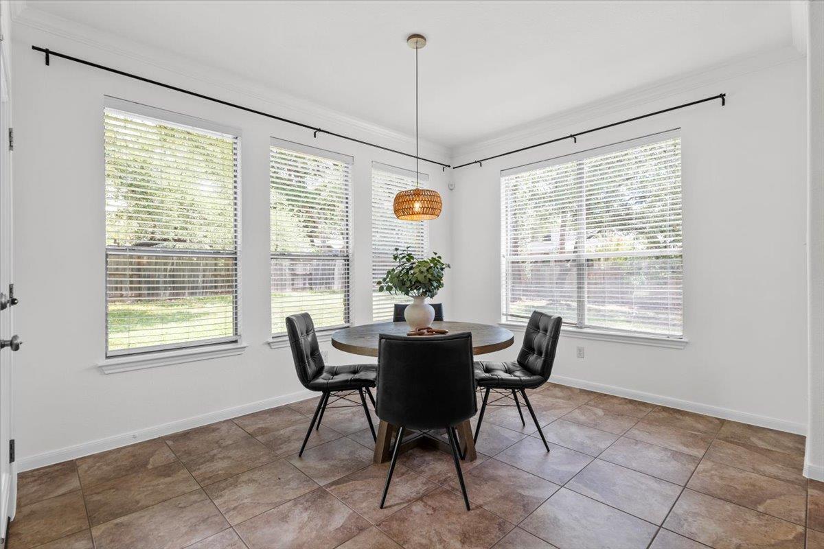 440 Atlanta Park Dr, Georgetown, TX 78628