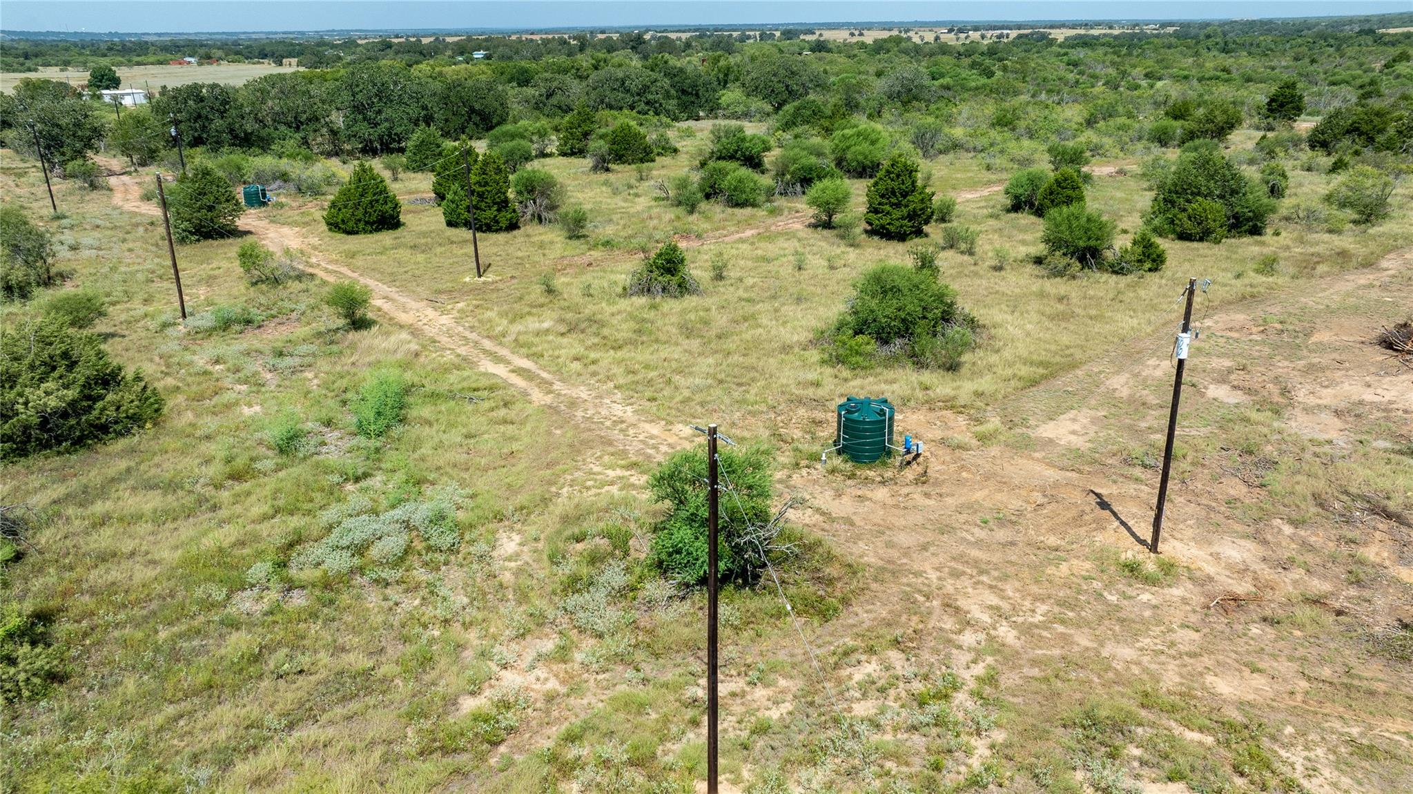 122 Tumbleweed Trl, Dale, TX 78616