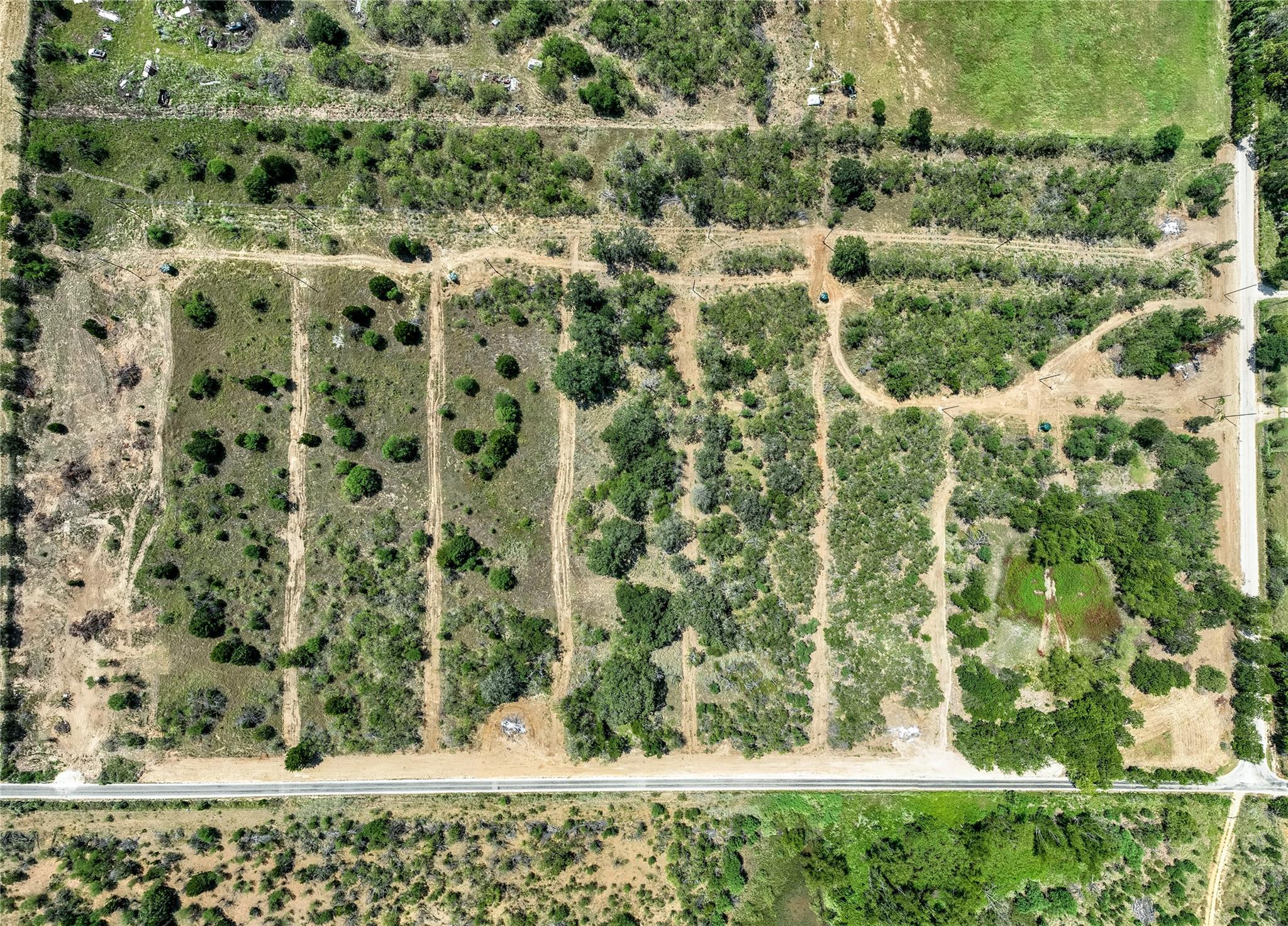 122 Tumbleweed Trl, Dale, TX 78616