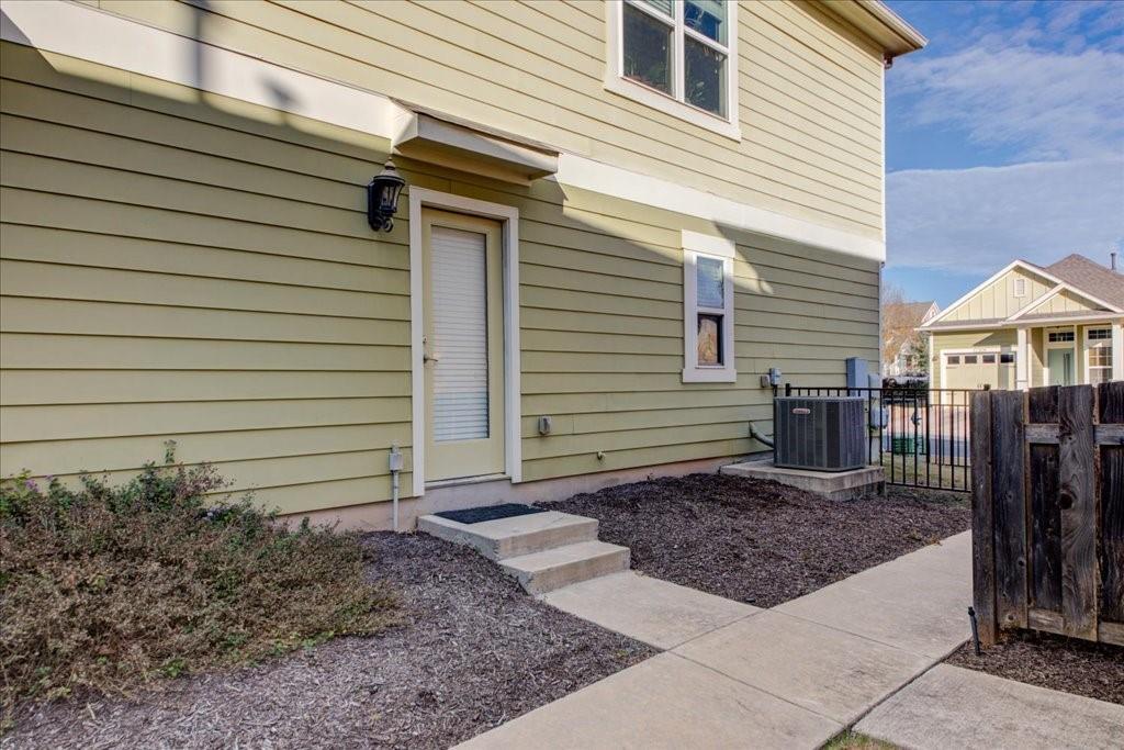 12212 Tawny Farms Rd # 142, Austin, TX 78748