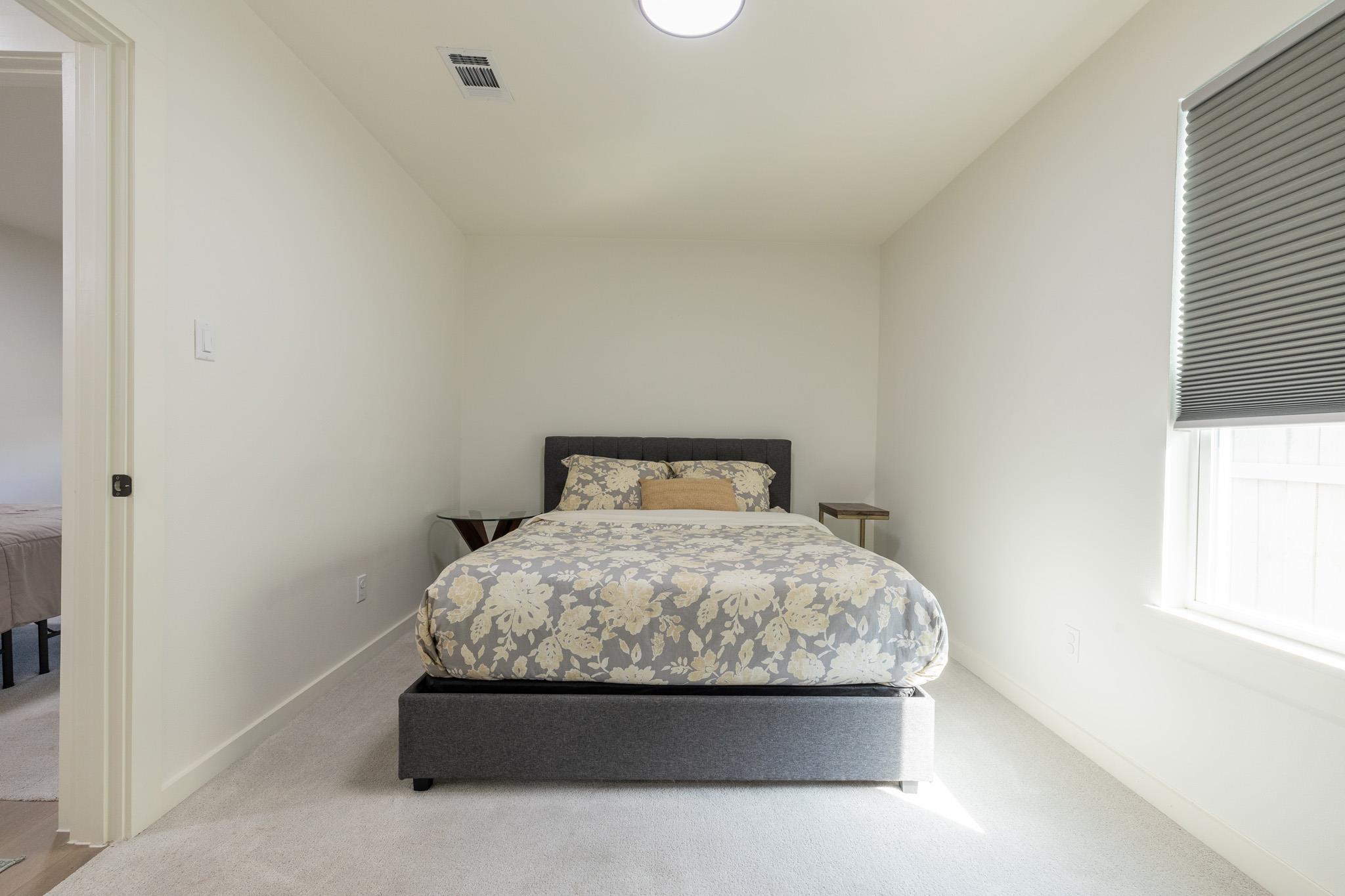 2214 Lear Ln, Austin, TX 78745