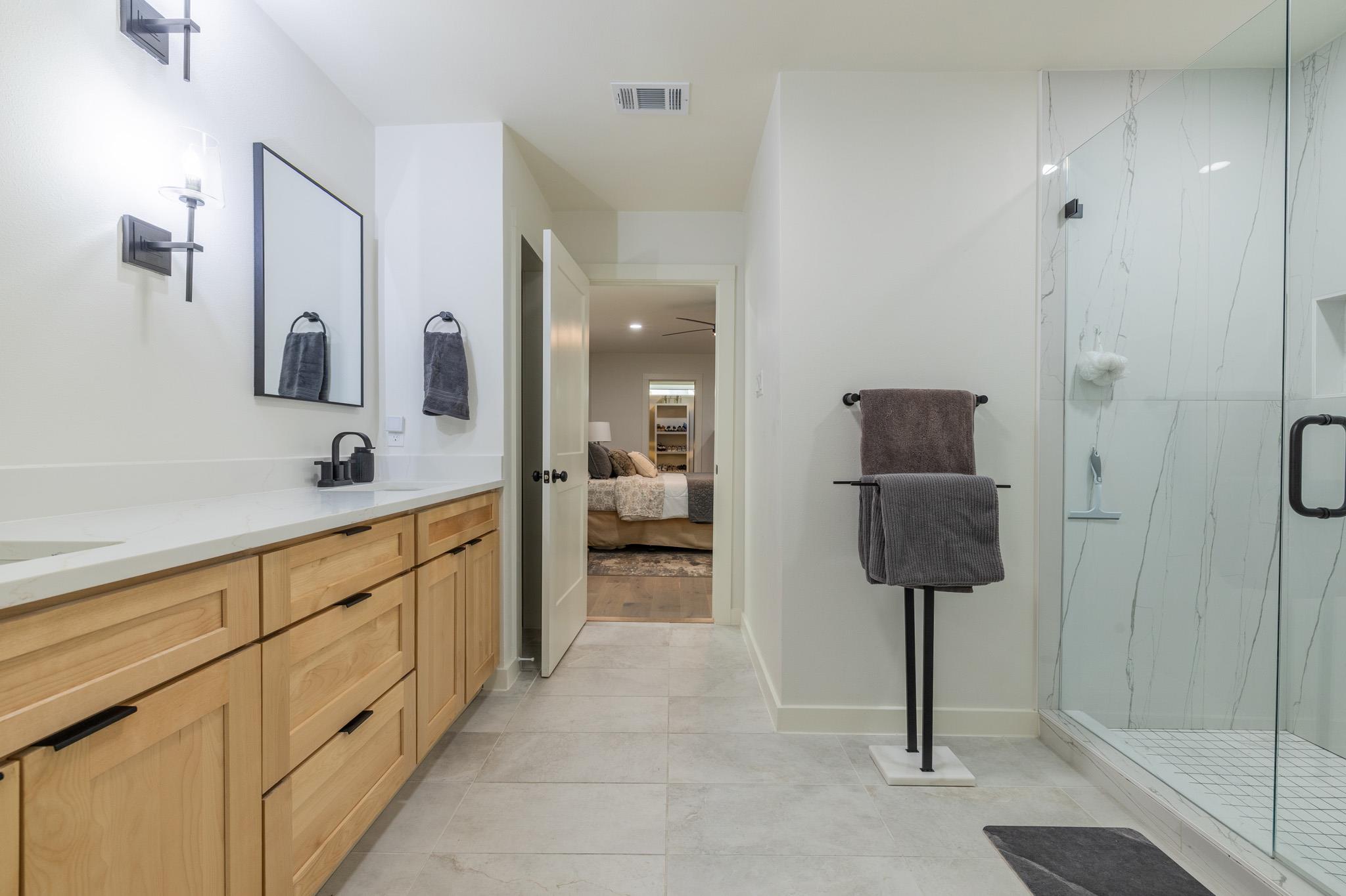 2214 Lear Ln, Austin, TX 78745