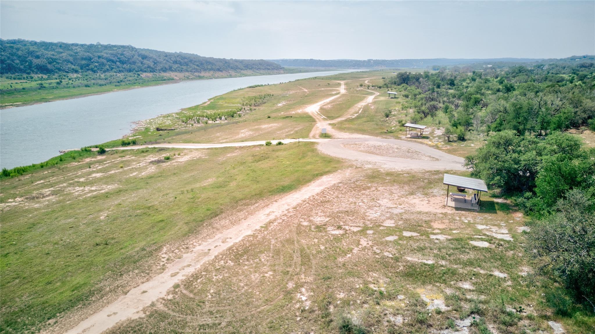 505 Chantilly Ln, Spicewood, TX 78669