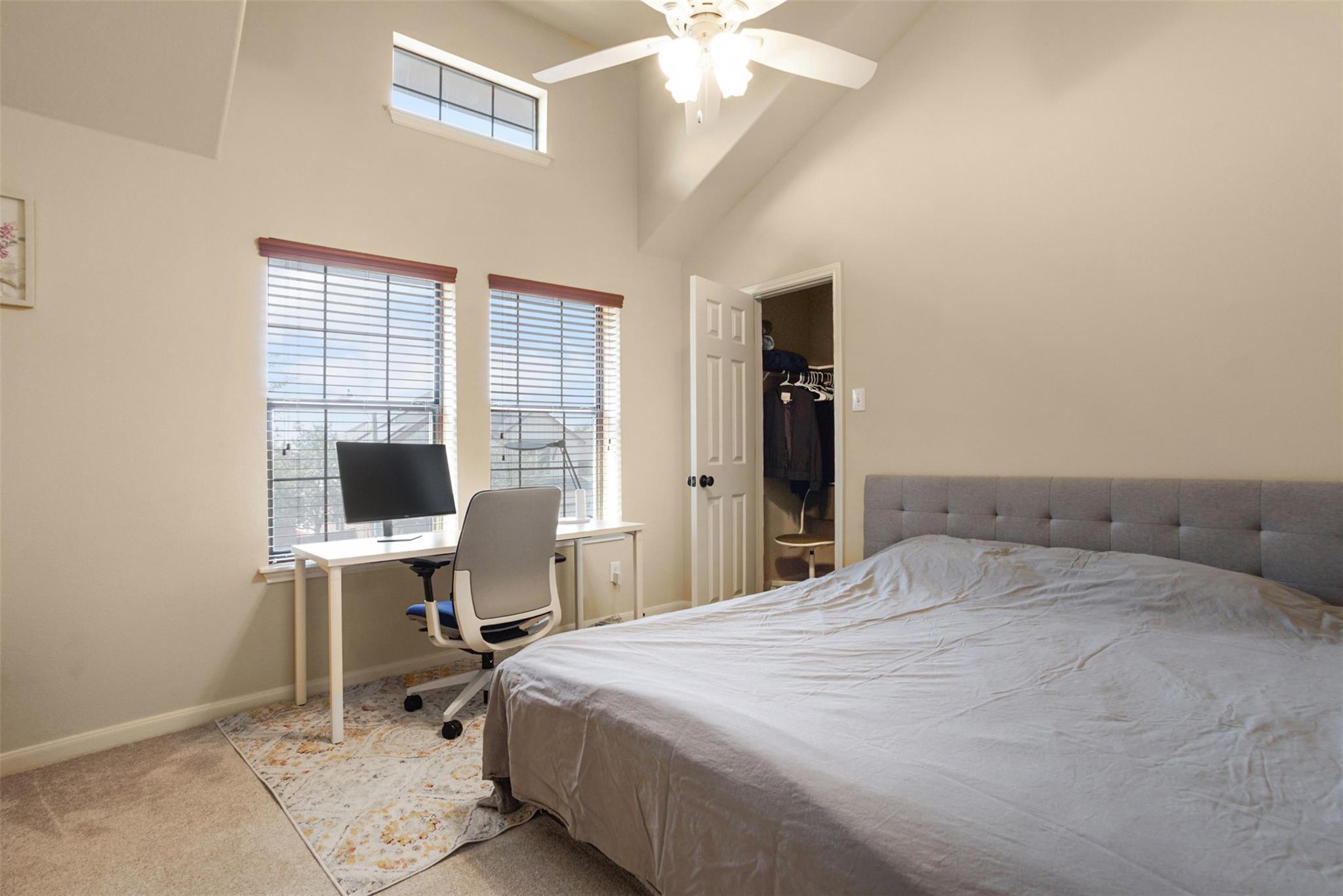 121 E Adelanta Pl, Round Rock, TX 78681