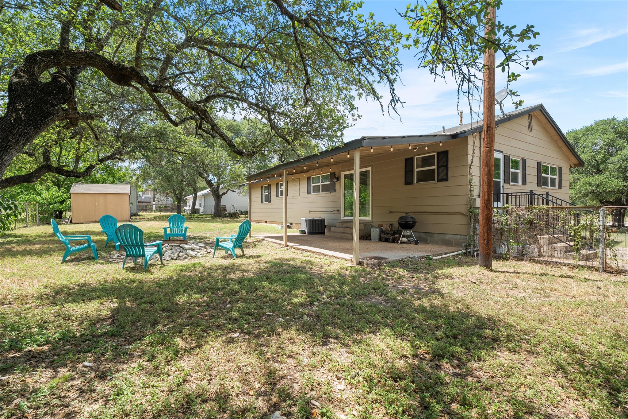 617 Johnson St, Bertram, TX 78605