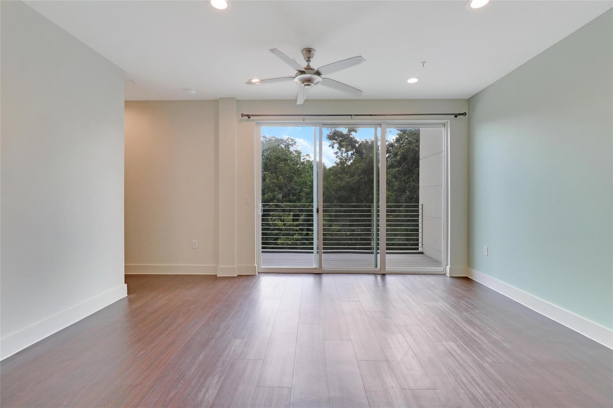 604 N Bluff Dr # 120, Austin, TX 78745