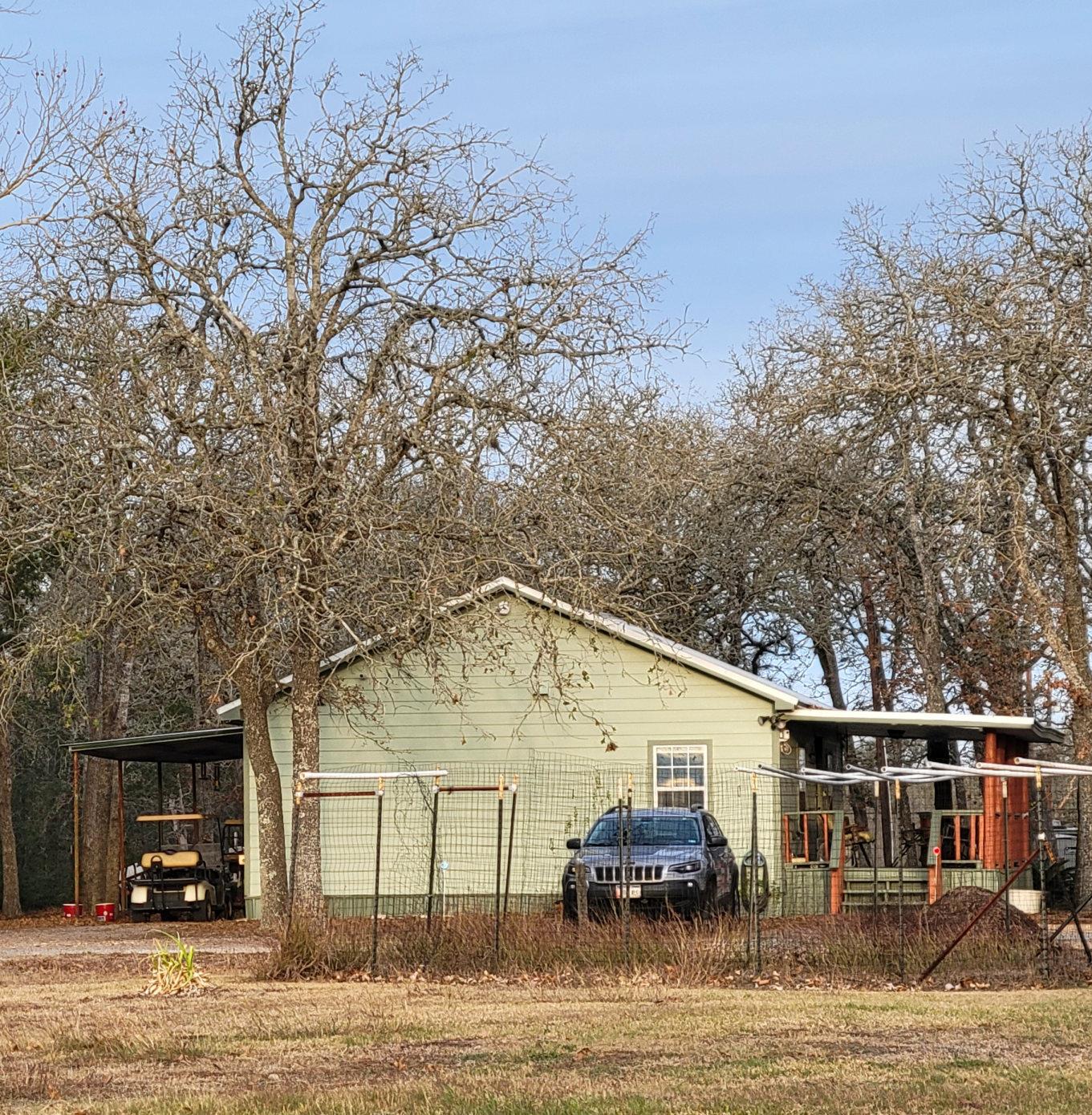 SUNCATCHER RV PARK - 3033 S Us Highway 77, La Grange, TX 78945