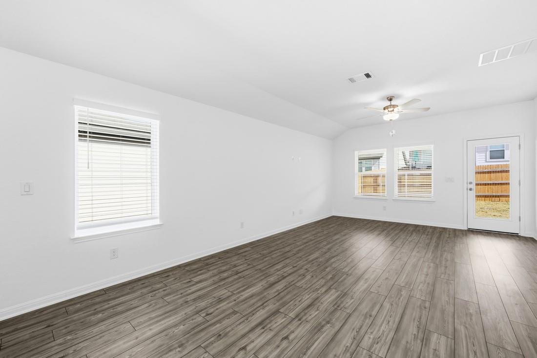 828 Drystone Trl, Liberty Hill, TX 78642