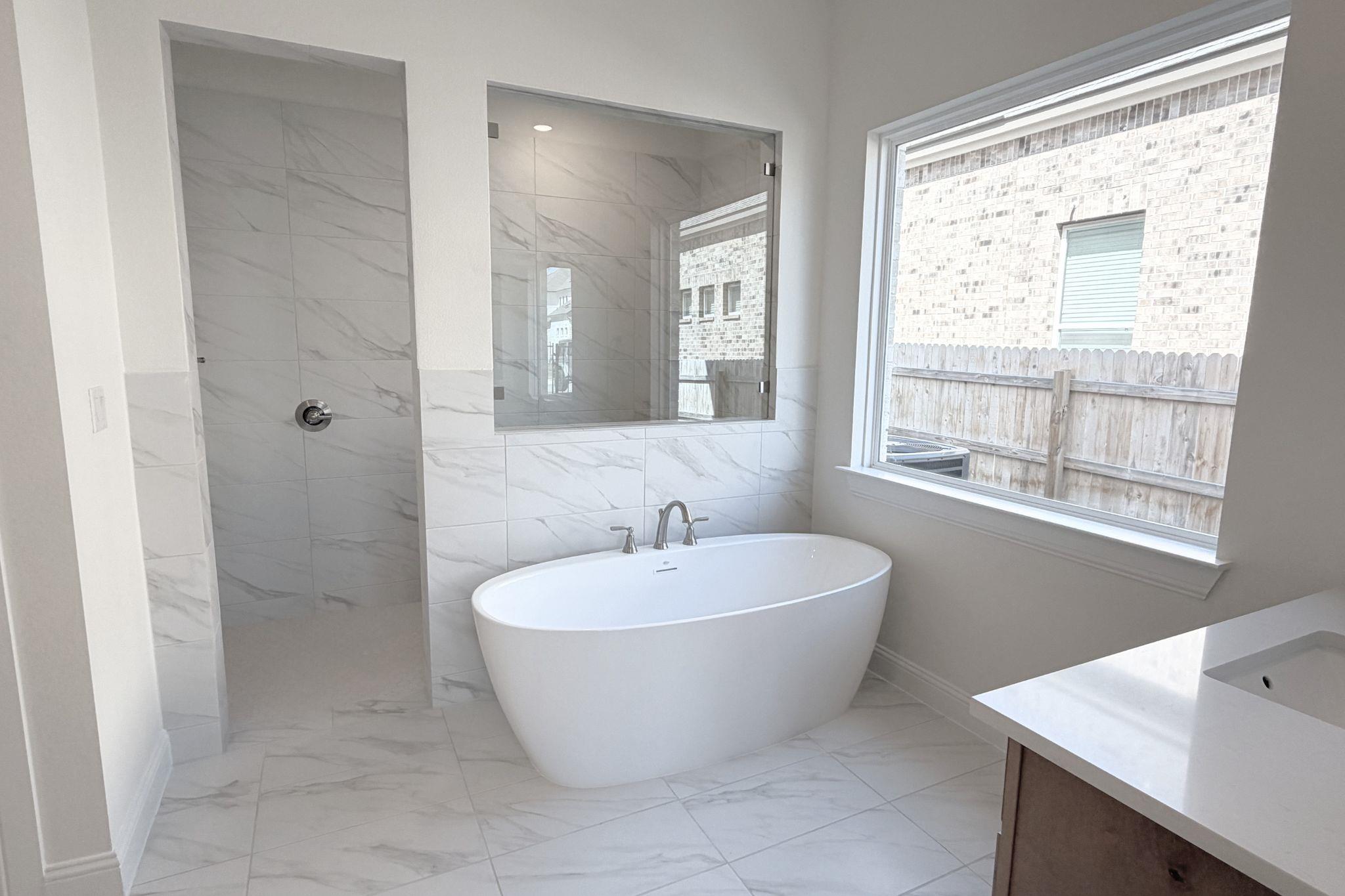 221 Medallion St, Liberty Hill, TX 78642