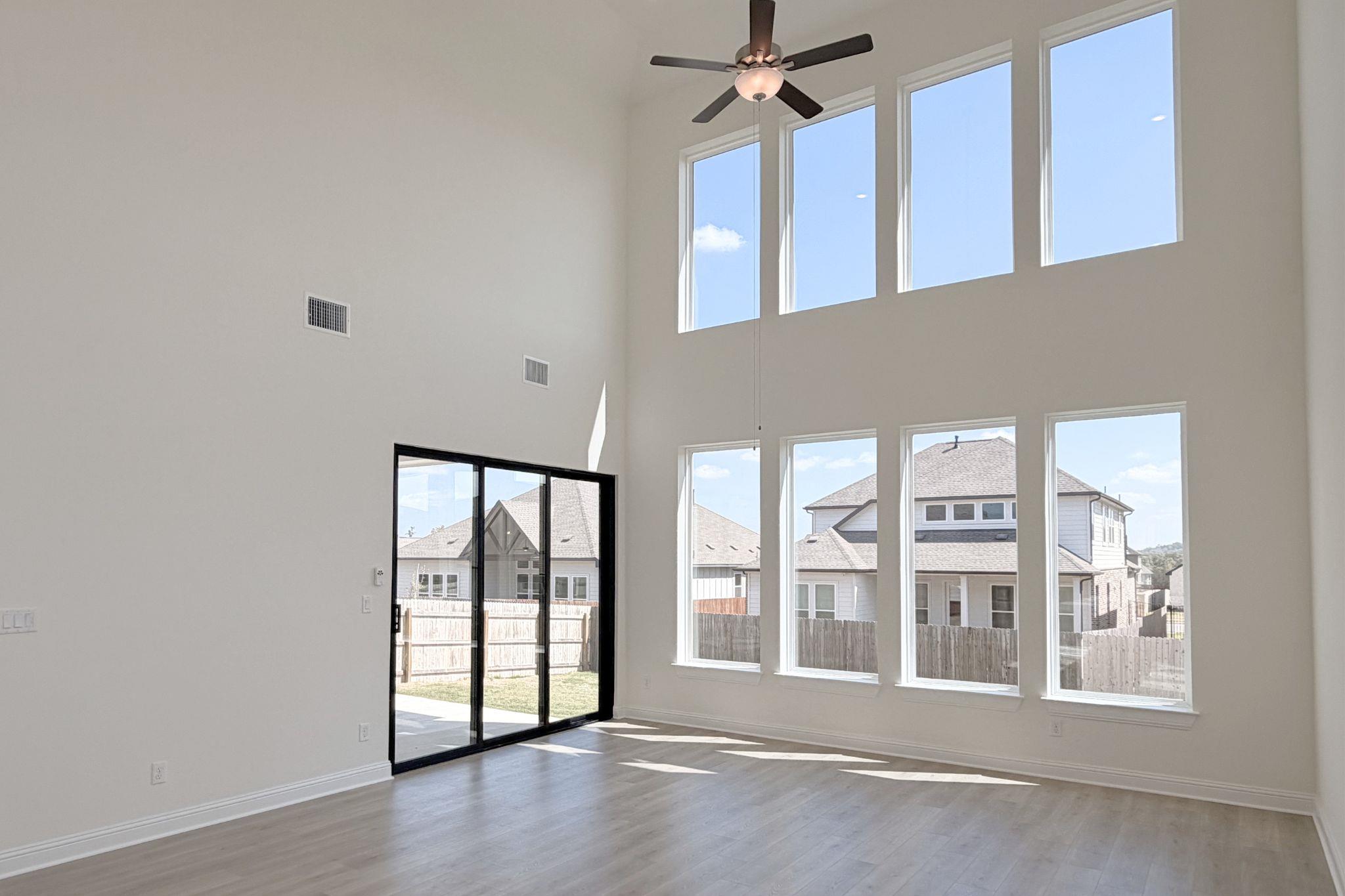 221 Medallion St, Liberty Hill, TX 78642