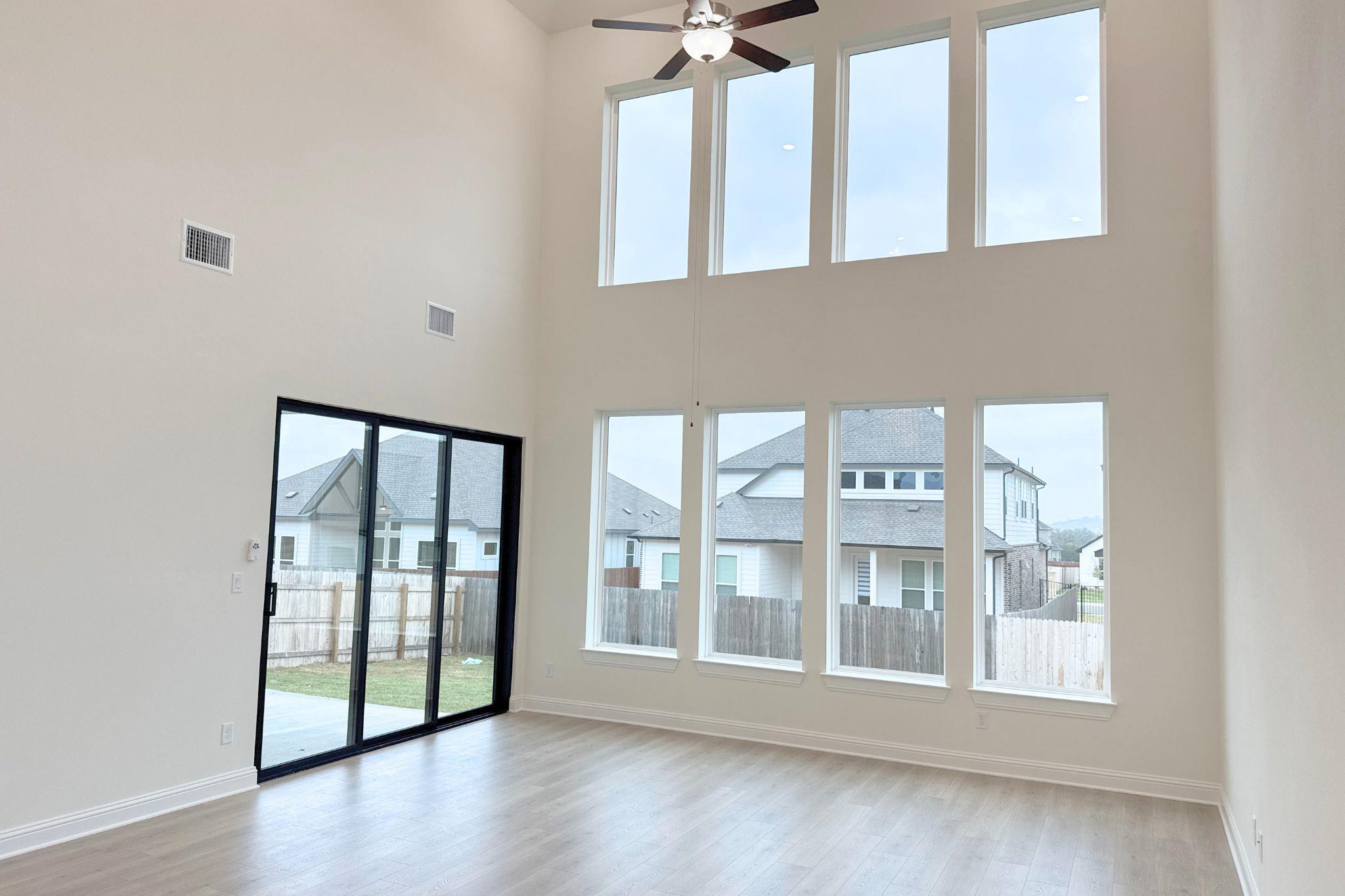 221 Medallion St, Liberty Hill, TX 78642