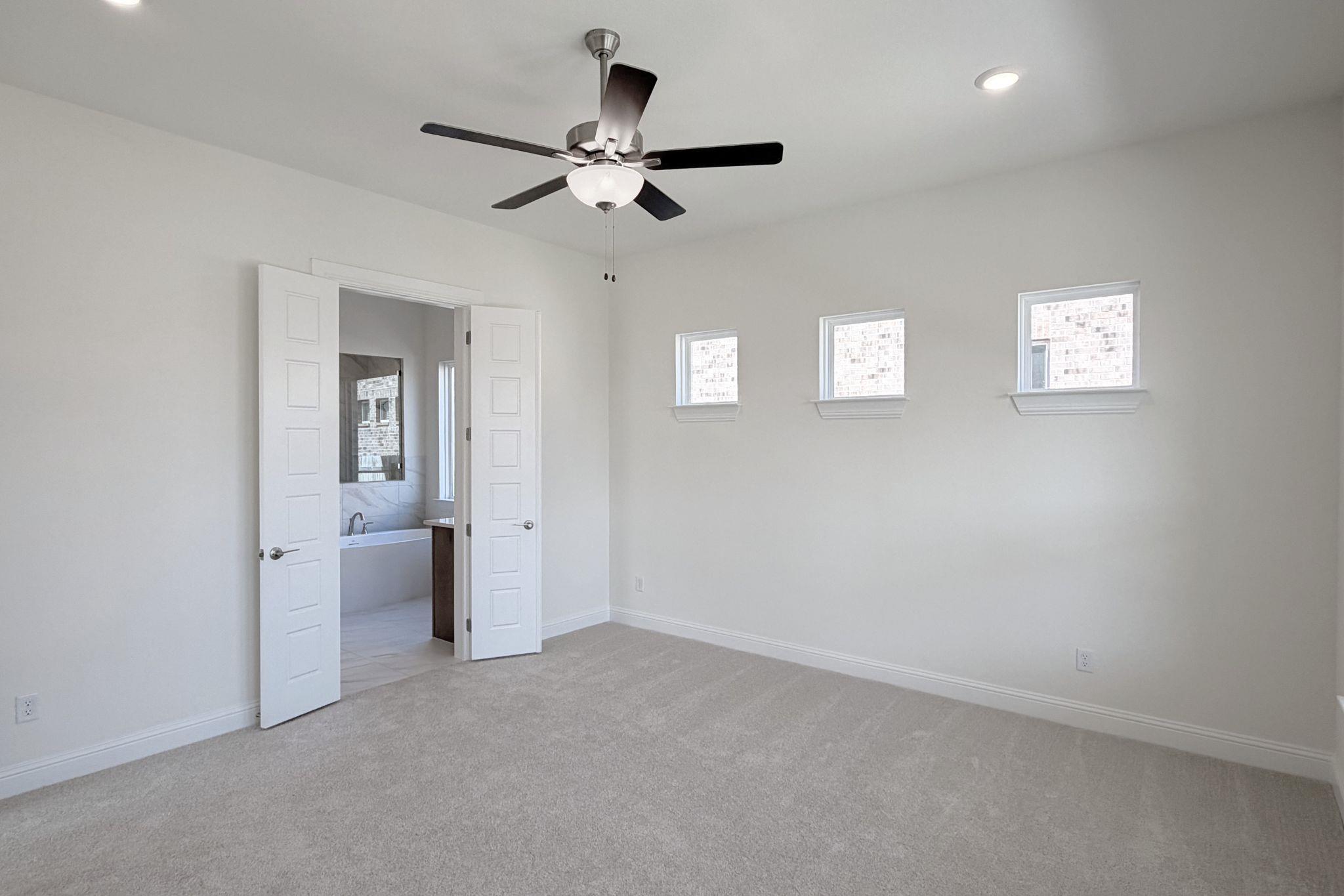 221 Medallion St, Liberty Hill, TX 78642