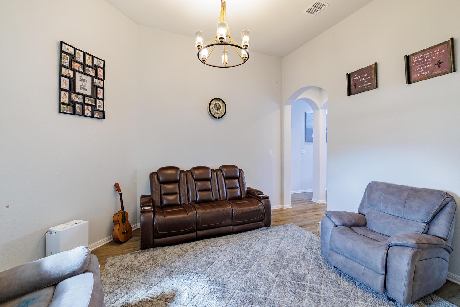 1913 Equine Rd, Leander, TX 78641