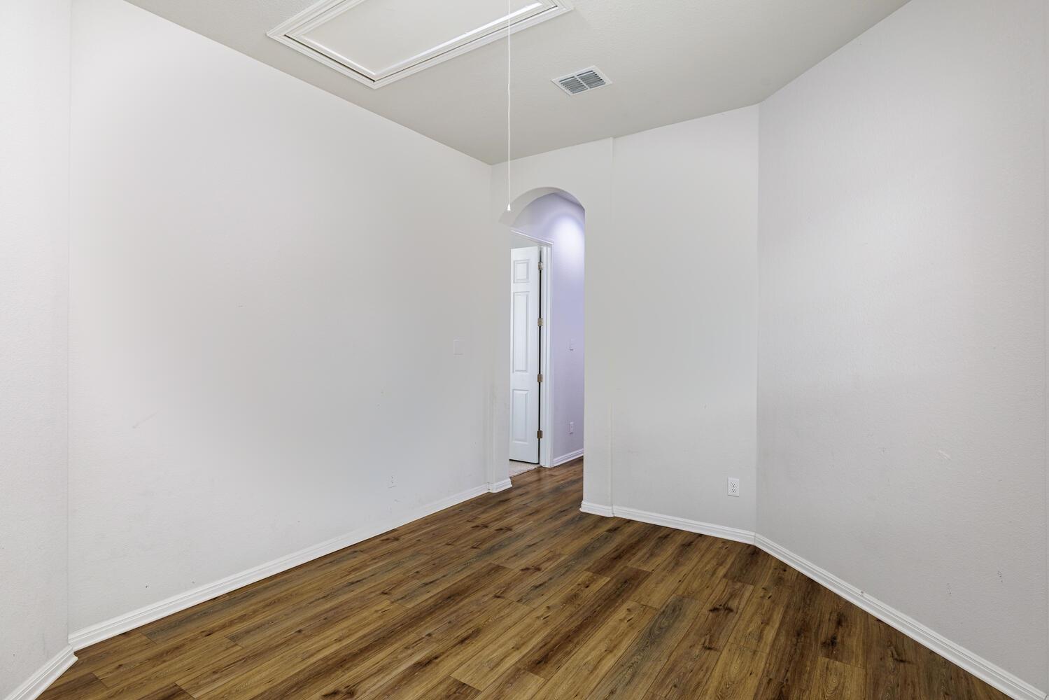 1913 Equine Rd, Leander, TX 78641