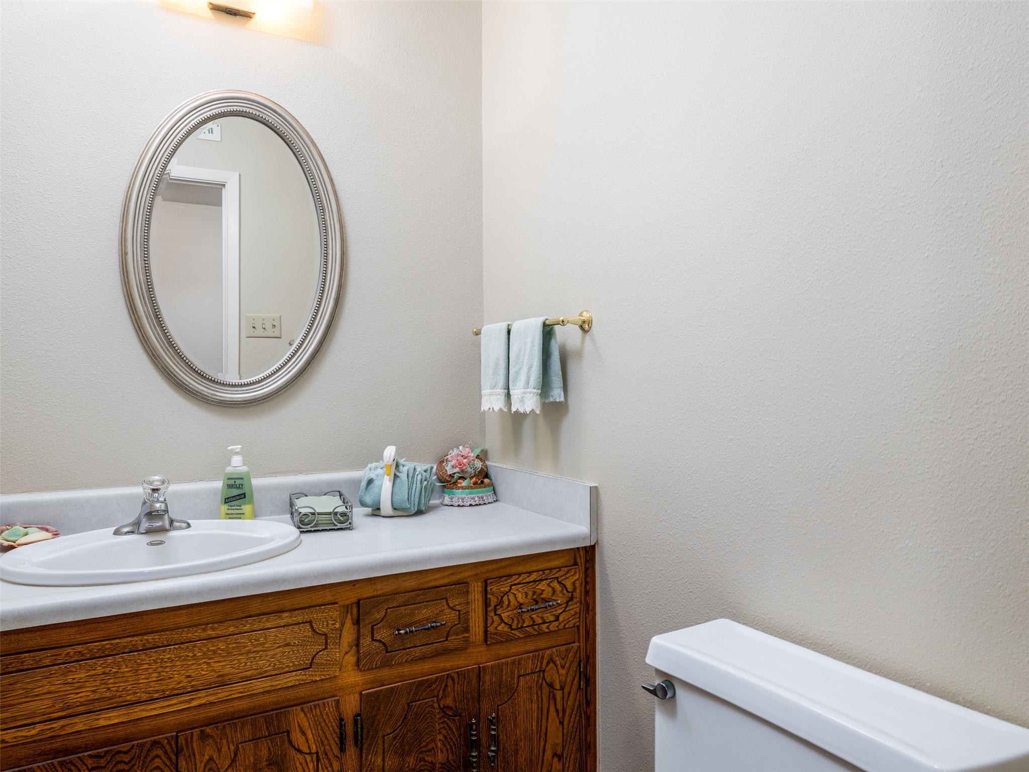 1704 Yokley Rd, Rockdale, TX 76567